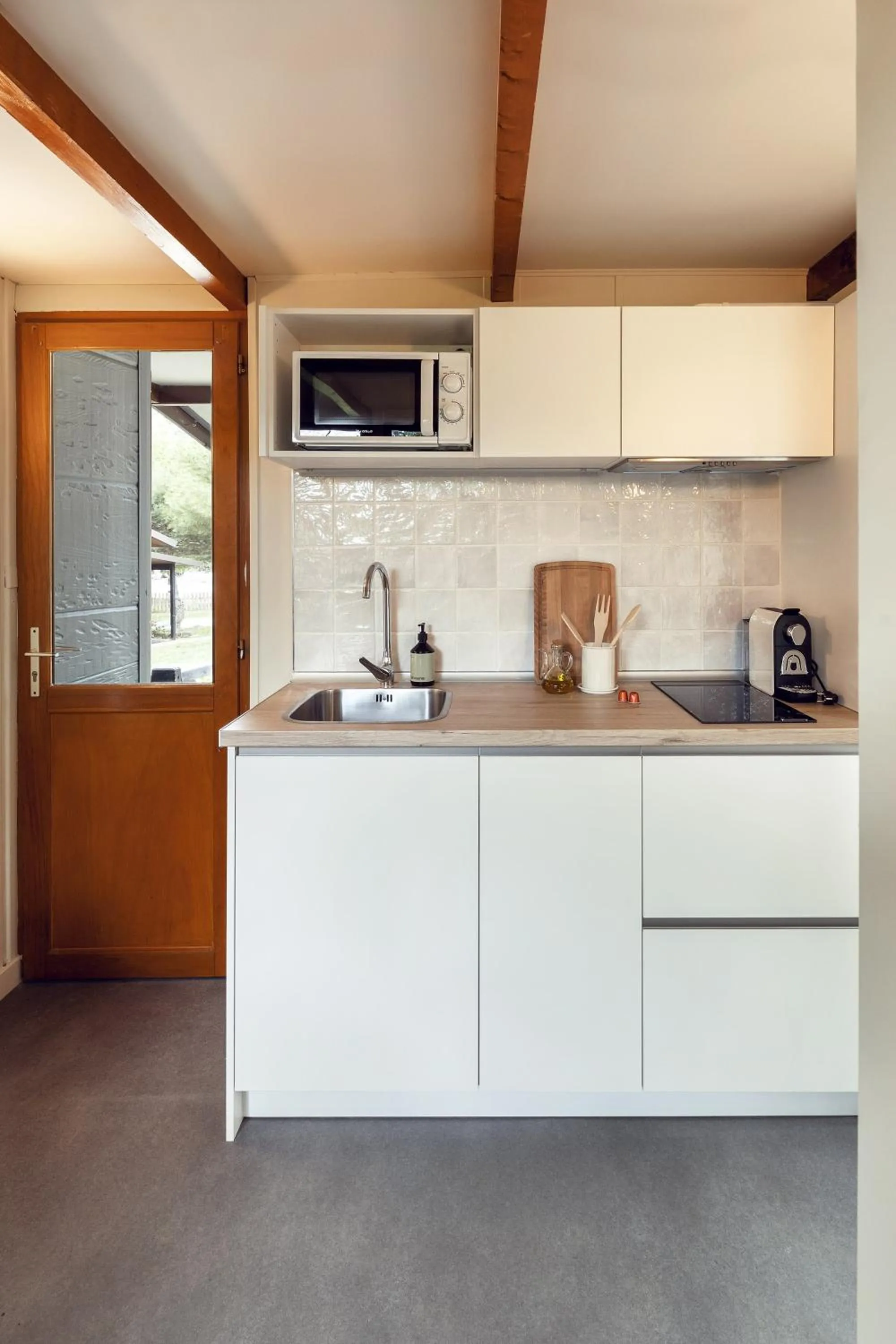 Kitchen or kitchenette in wecamp Pirineos