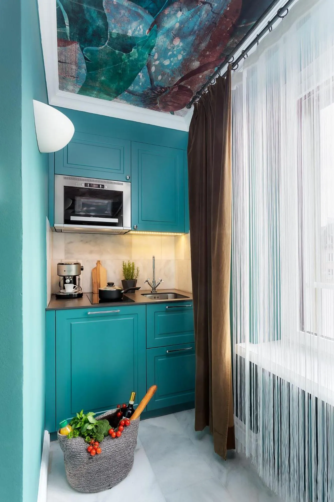 Kitchen or kitchenette in VISIONAPARTMENTS Albertstrasse - contactless check-in