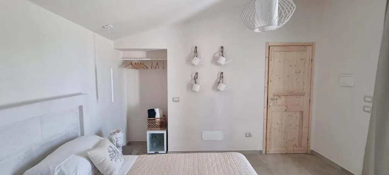 Bedroom, Bed in CORALLI DEL PLEMMIRIO