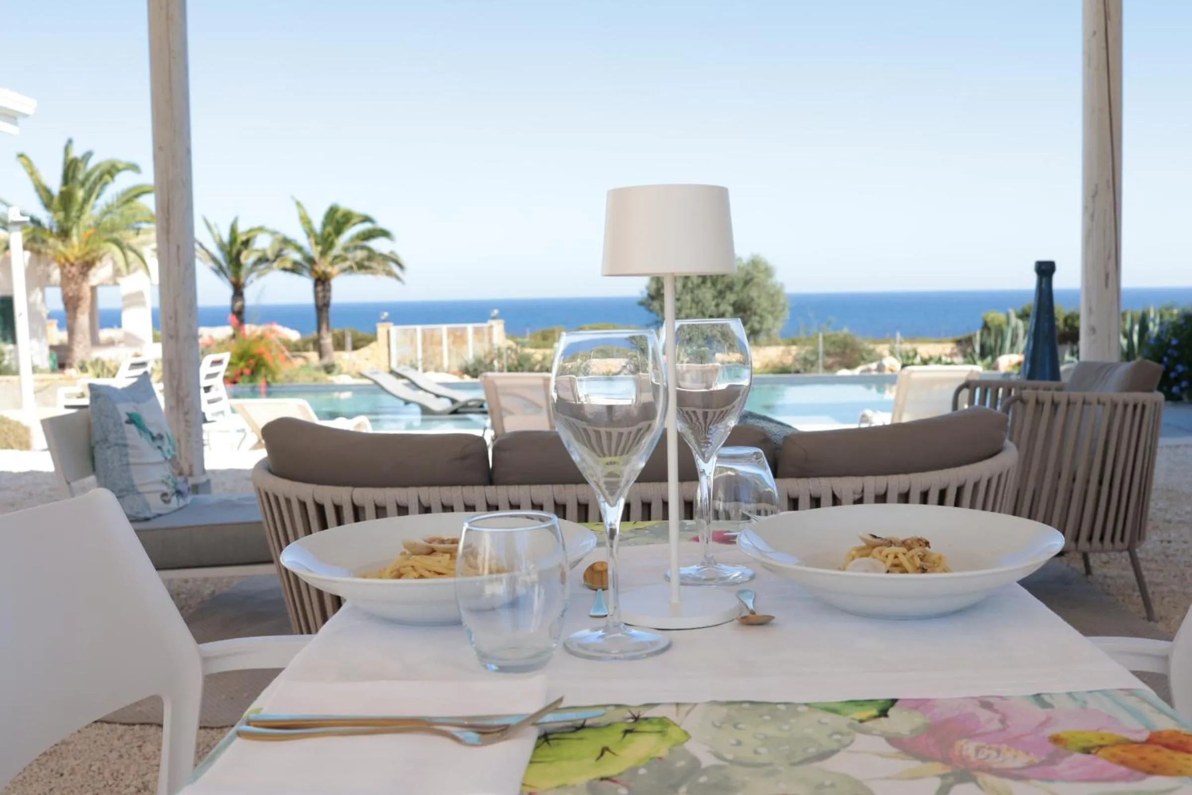 Food and drinks in CORALLI DEL PLEMMIRIO