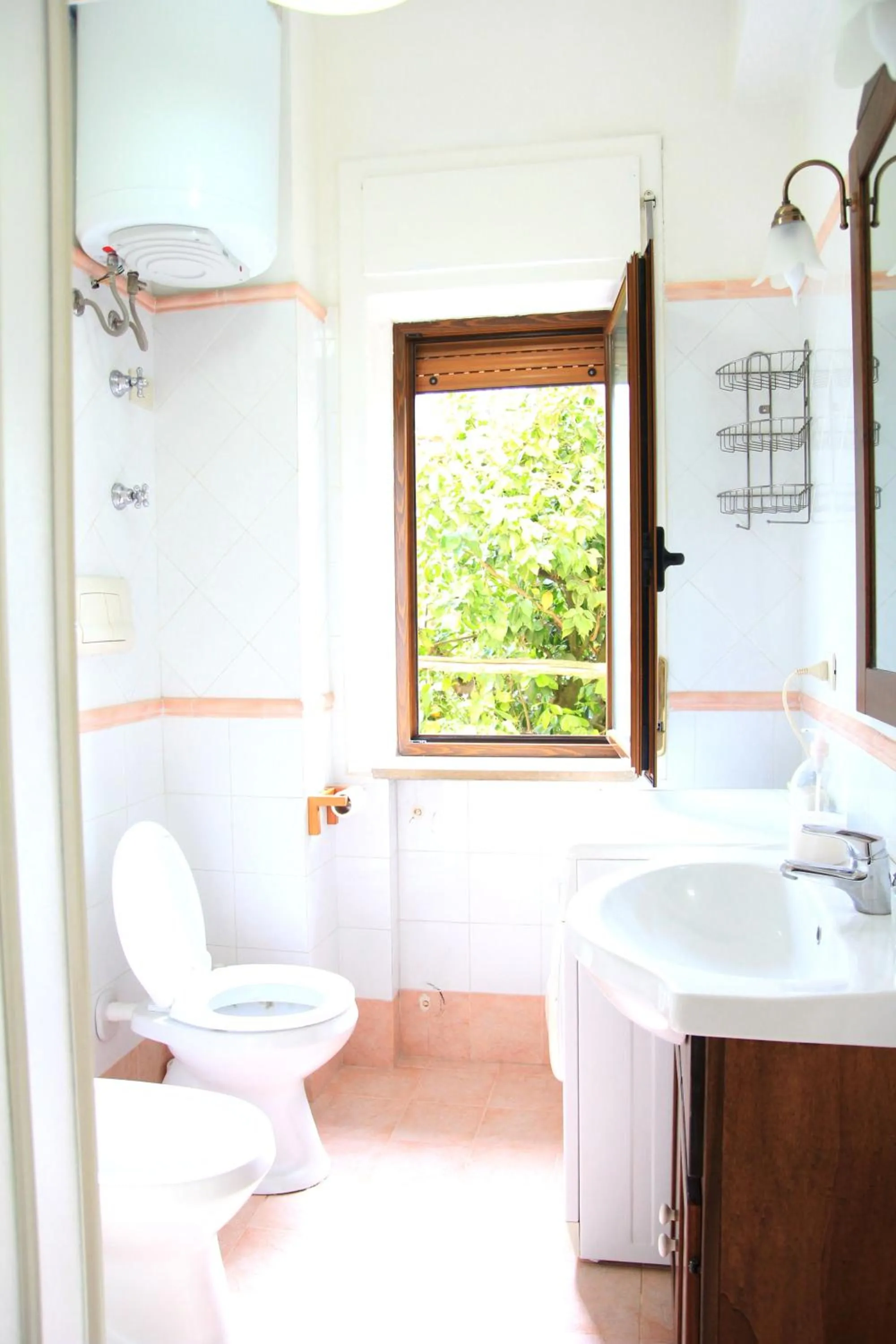 Bathroom in Mamma Lucia