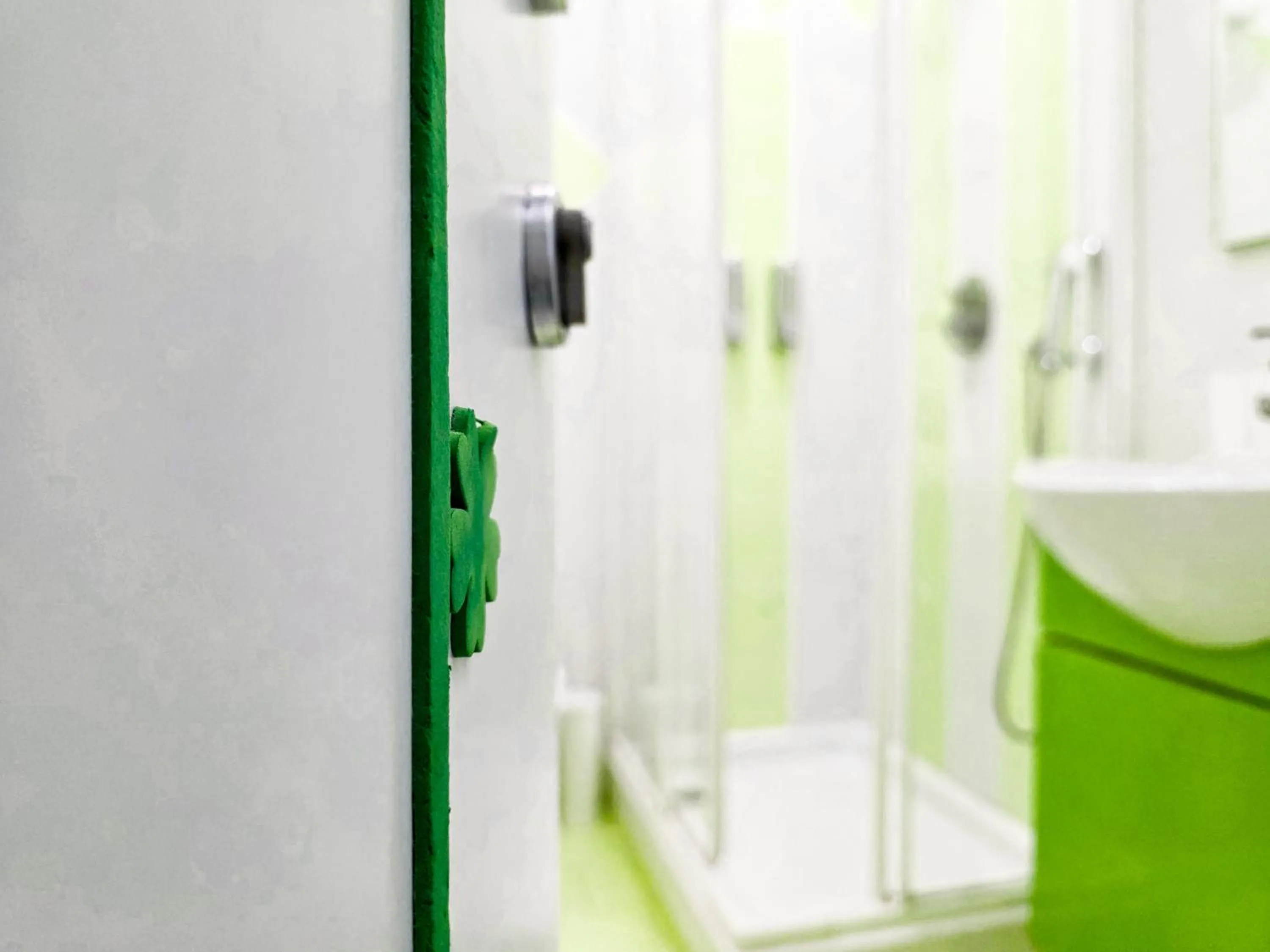 Shower in Mamma Lucia