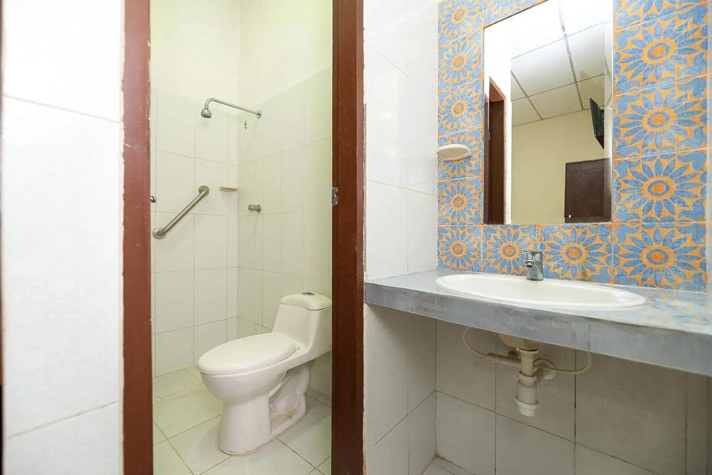 Hotel Ayenda Skall 1319