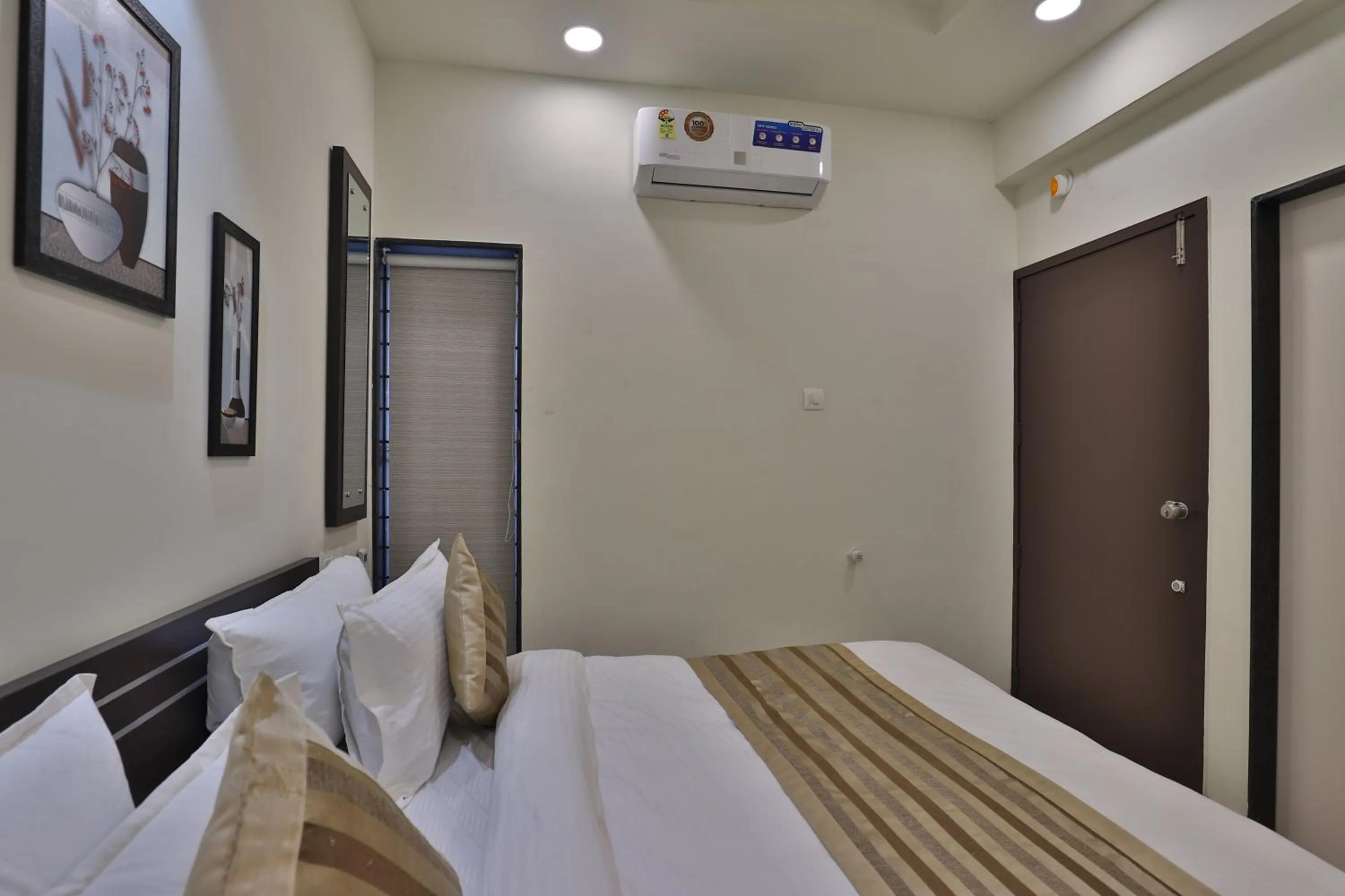 Photo of the whole room, Bed in Hotel Nova Havana