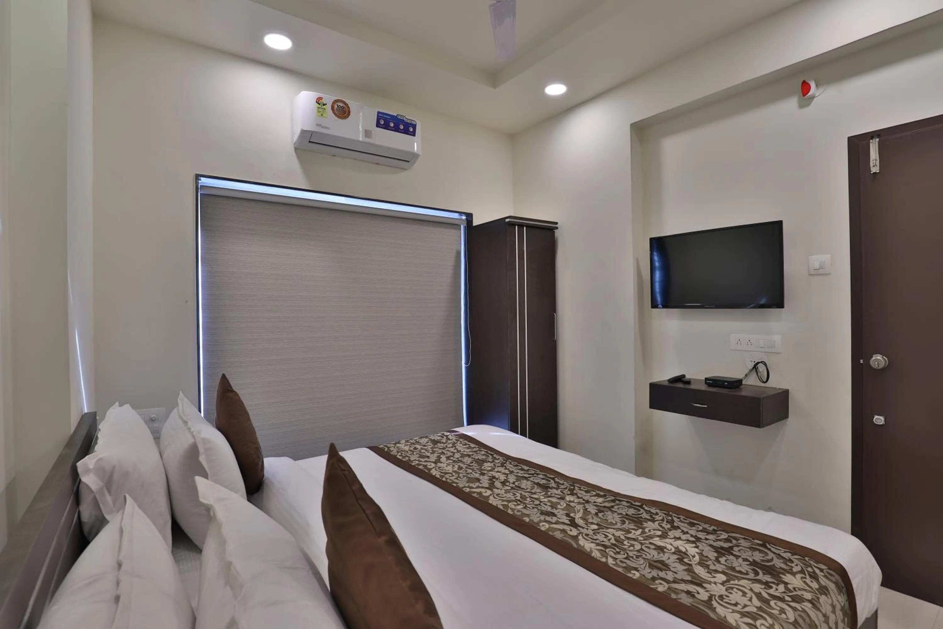 Photo of the whole room, Bed in Hotel Nova Havana