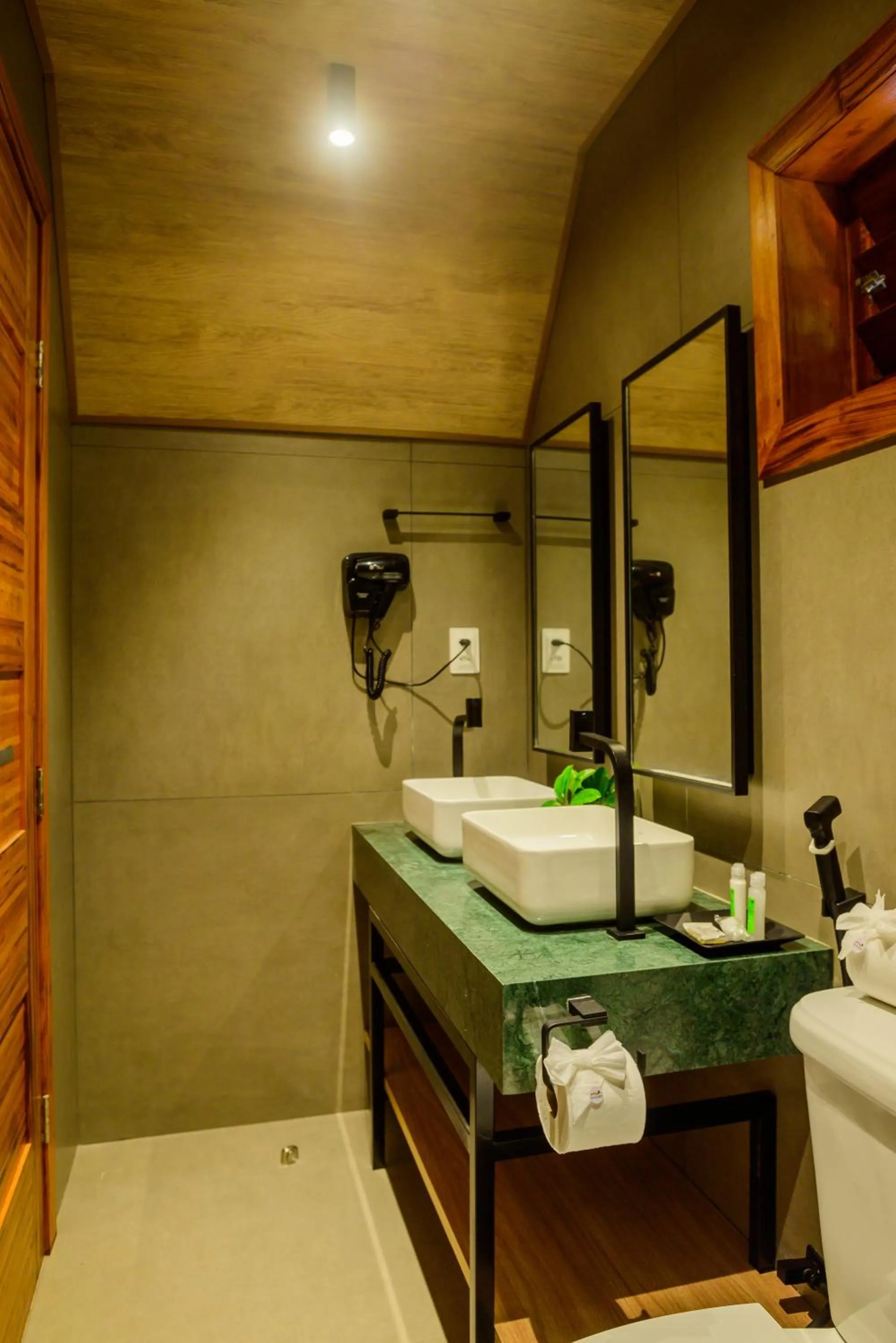 Bathroom in Hotel Vale das Nuvens