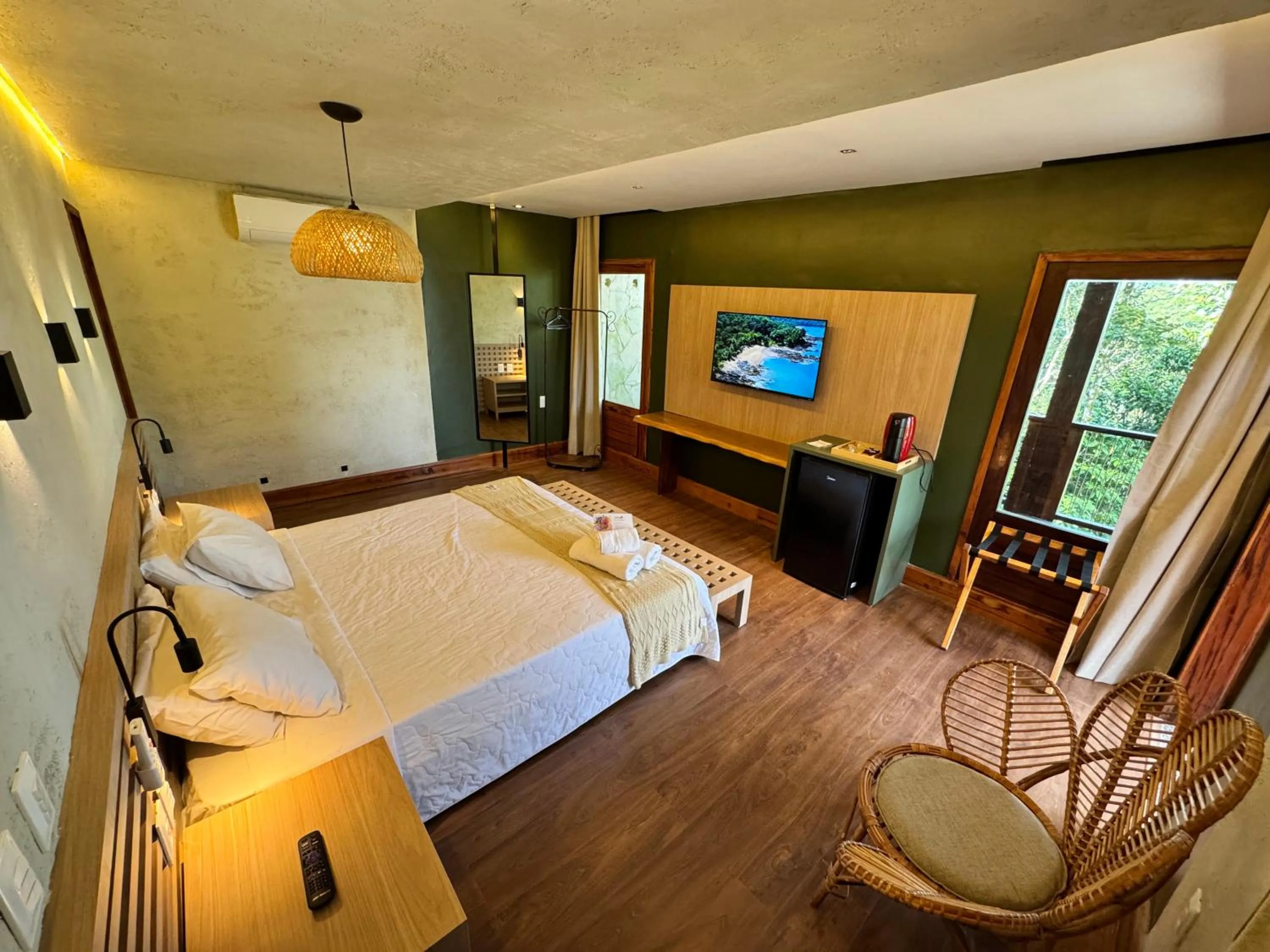 Photo of the whole room, Bed in Hotel Vale das Nuvens