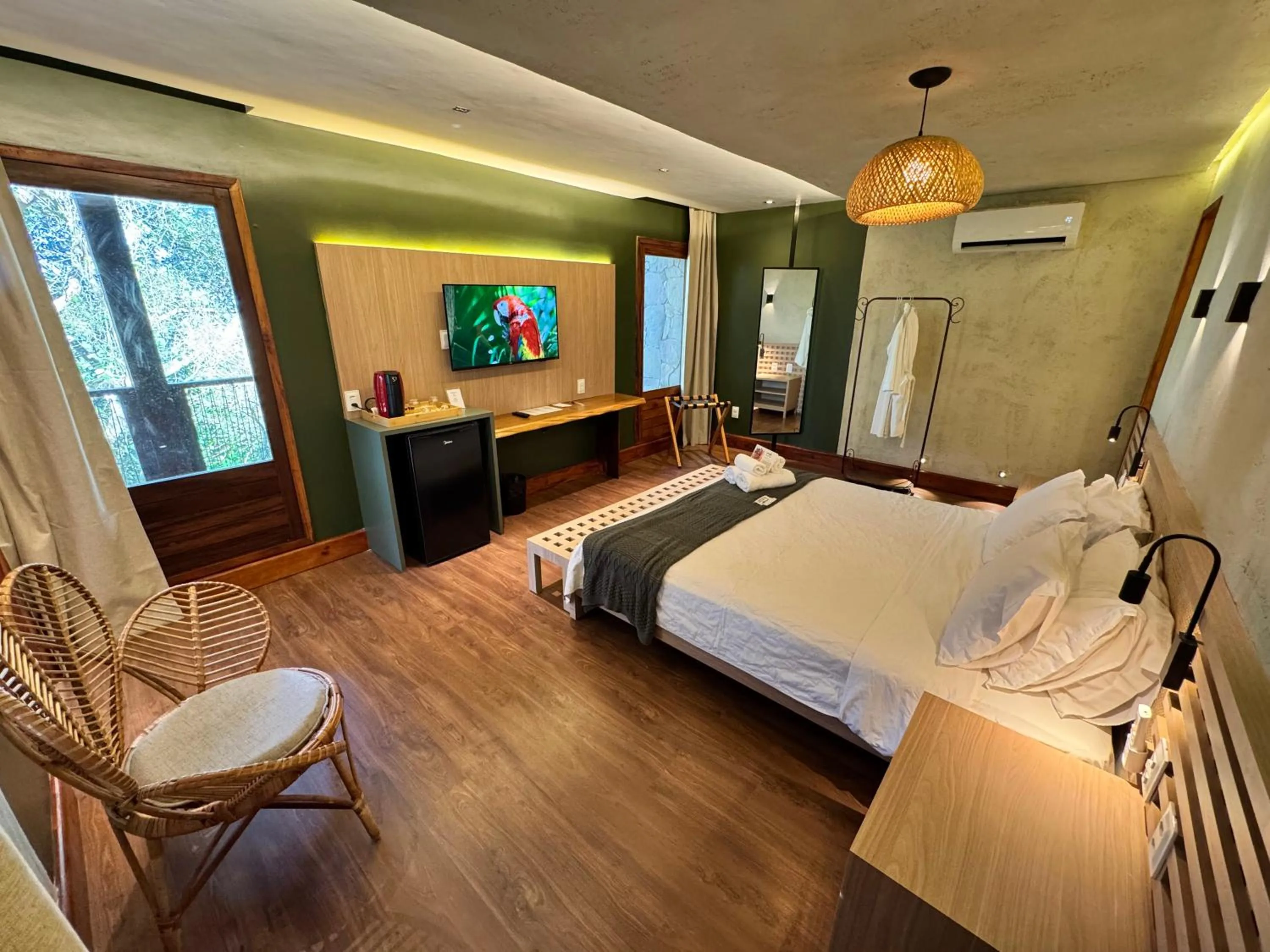 Photo of the whole room, Bed in Hotel Vale das Nuvens