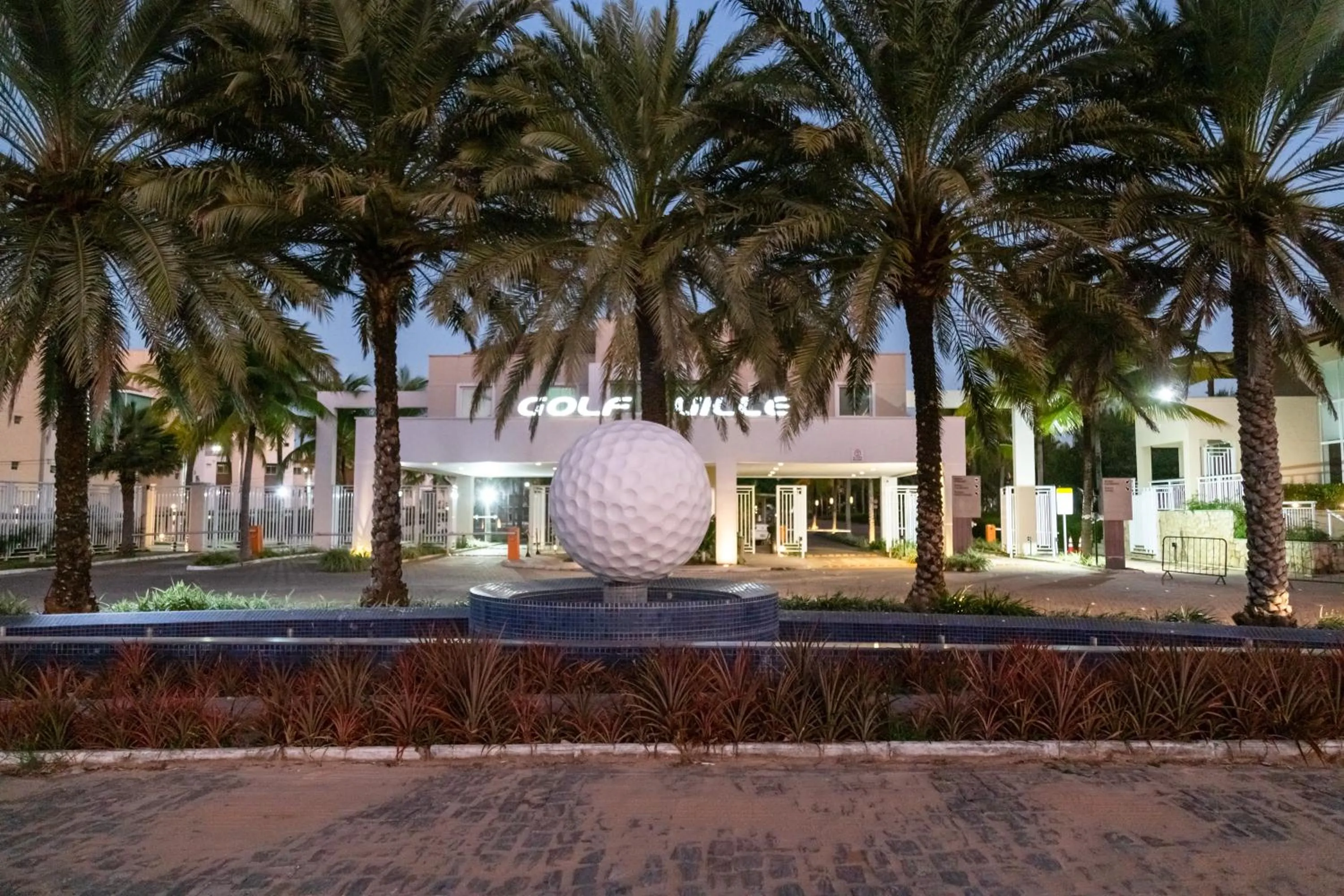 Facade/entrance in Golf Ville Resorts Suites