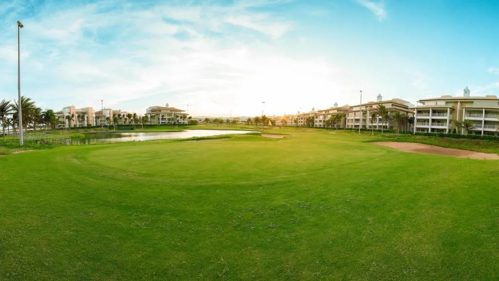 Golfcourse in Golf Ville Resorts Suites