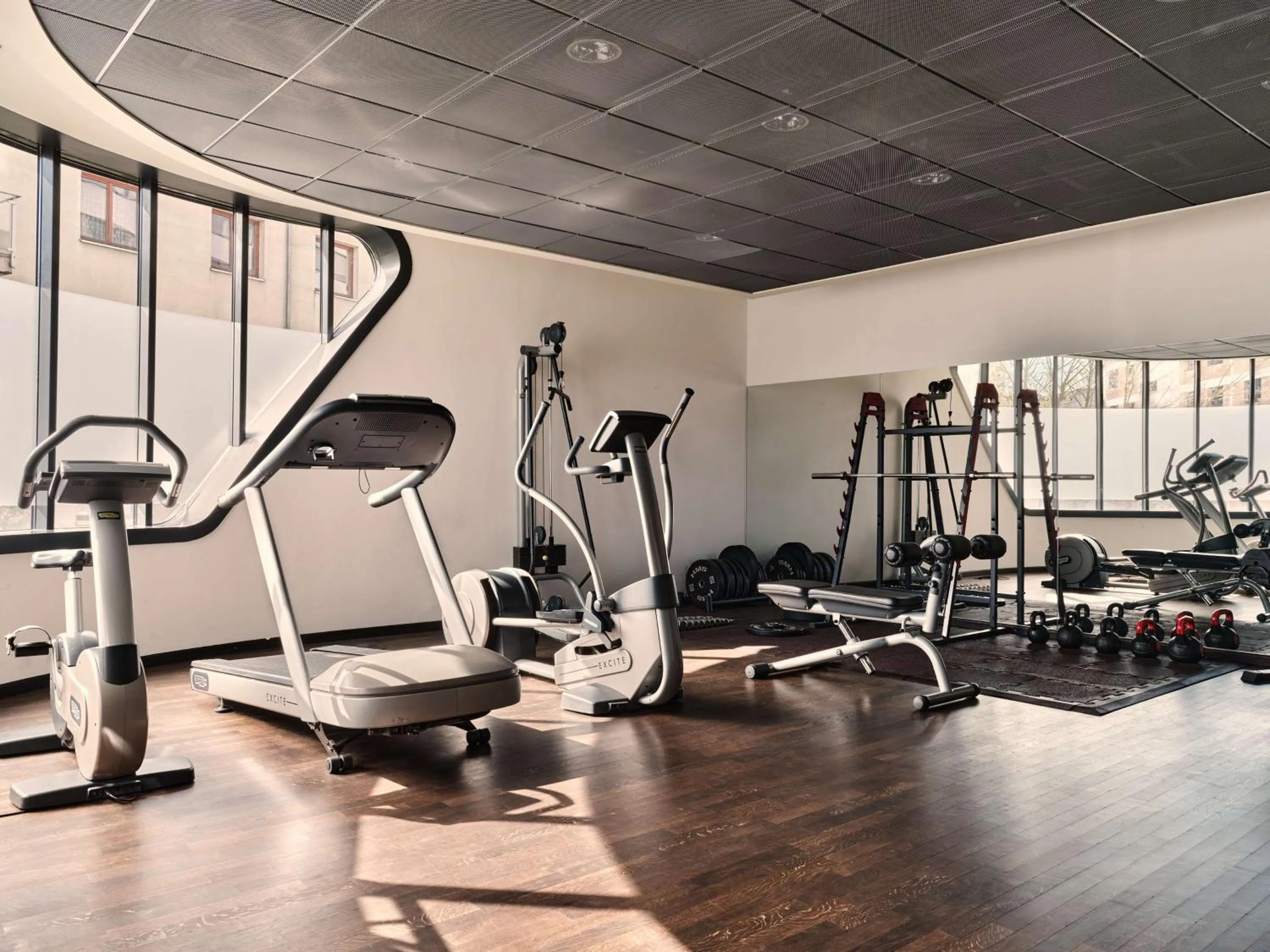 Fitness centre/facilities in Park Inn by Radisson Krakow