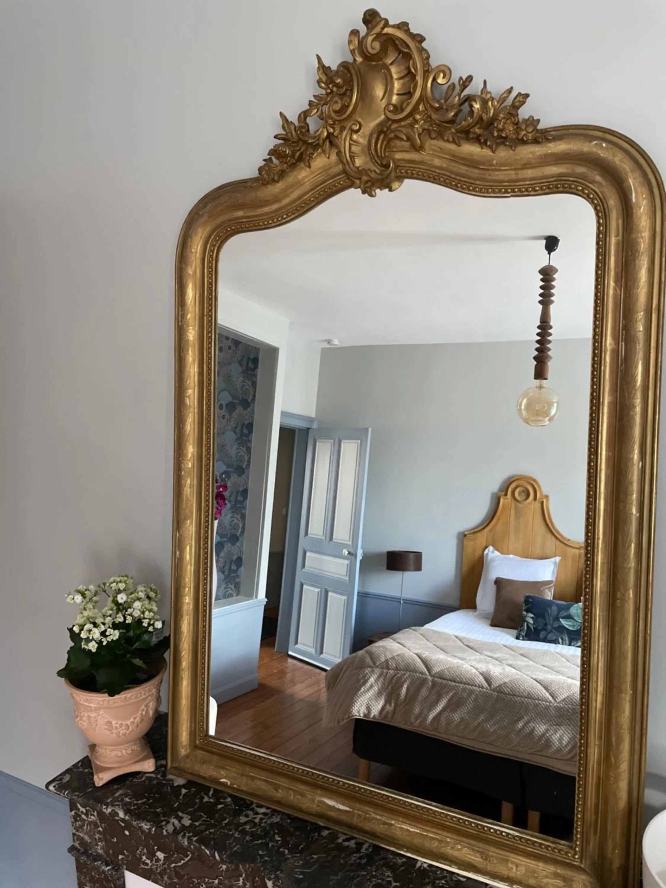 Bed in Champagne Philippe Martin