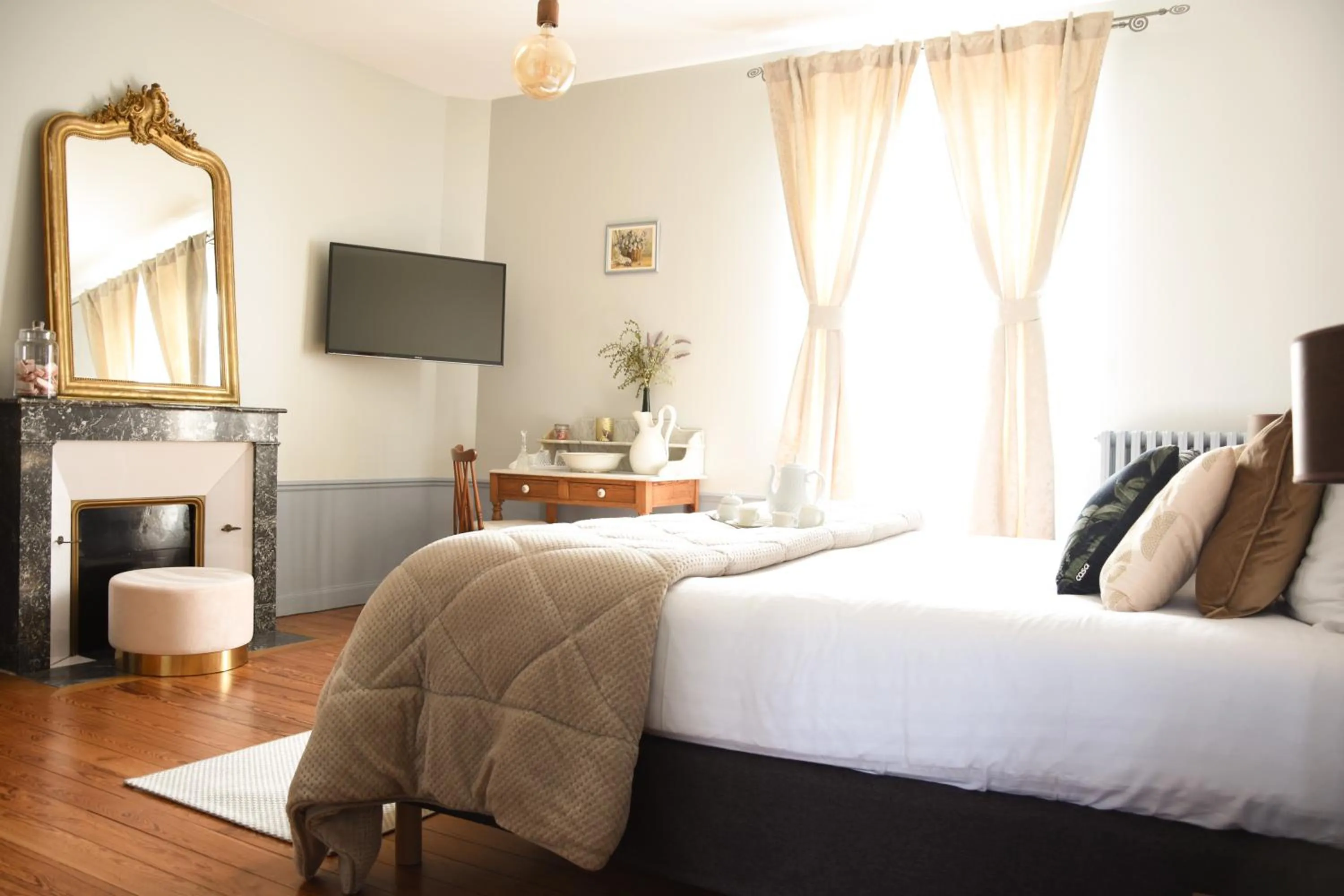 Bed in Champagne Philippe Martin