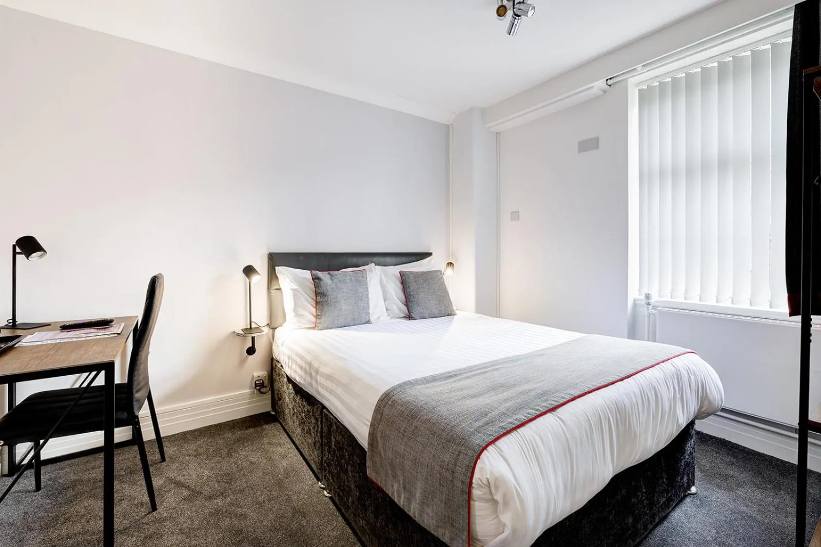 Bed in The Derby Conference Centre and Hotel