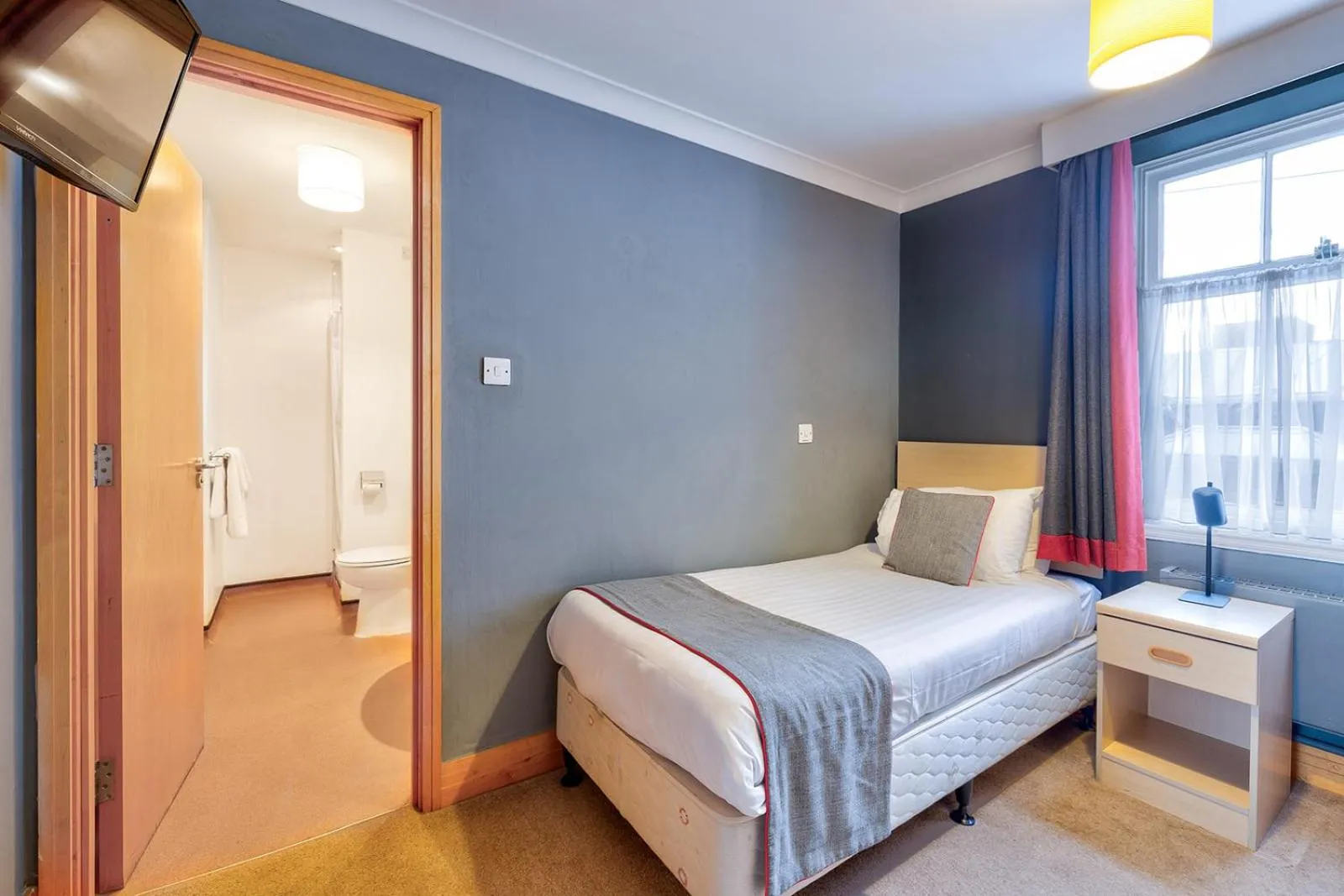 Bed in The Derby Conference Centre and Hotel