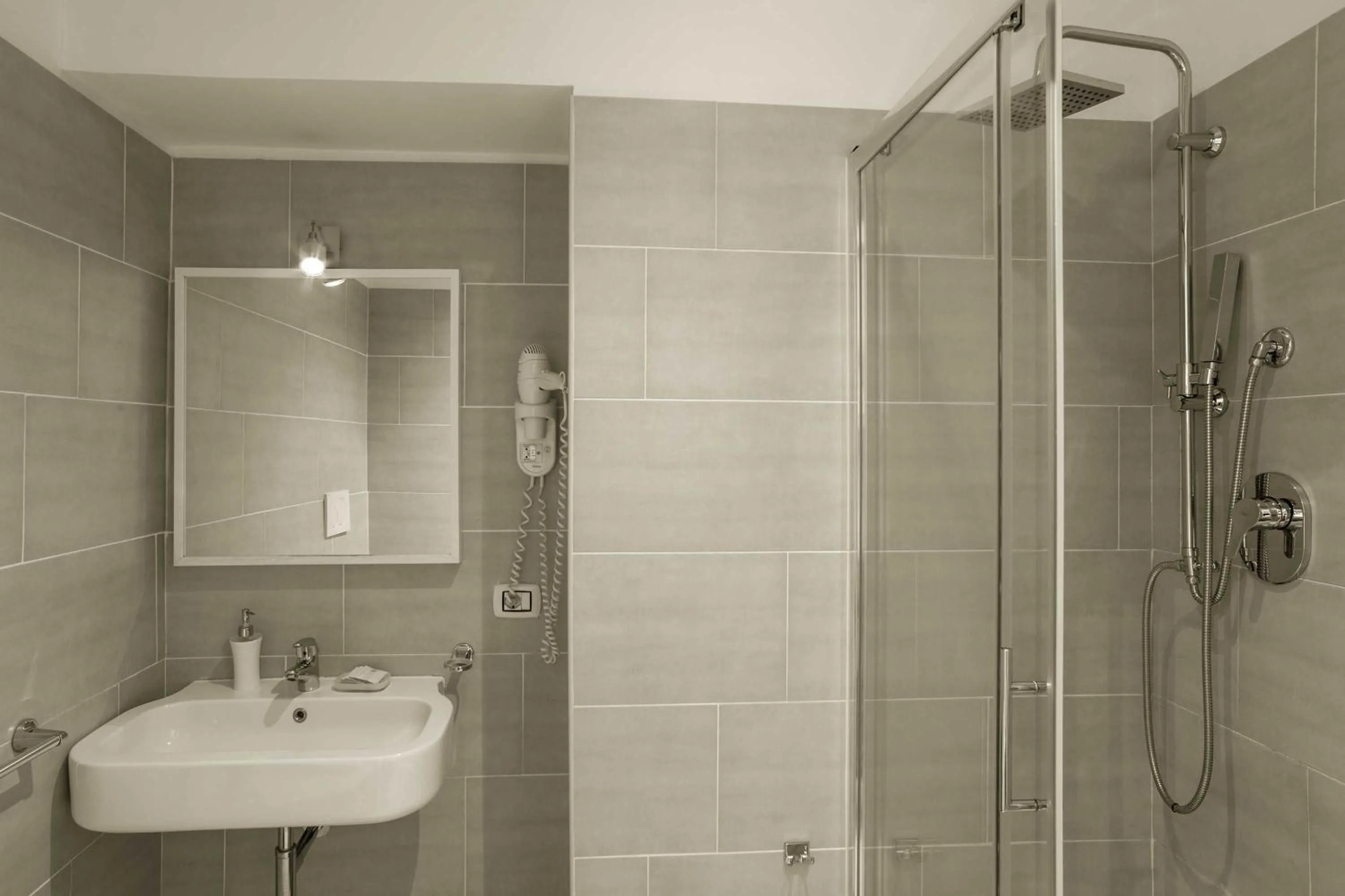 Bathroom in Domus Liberius - Rome