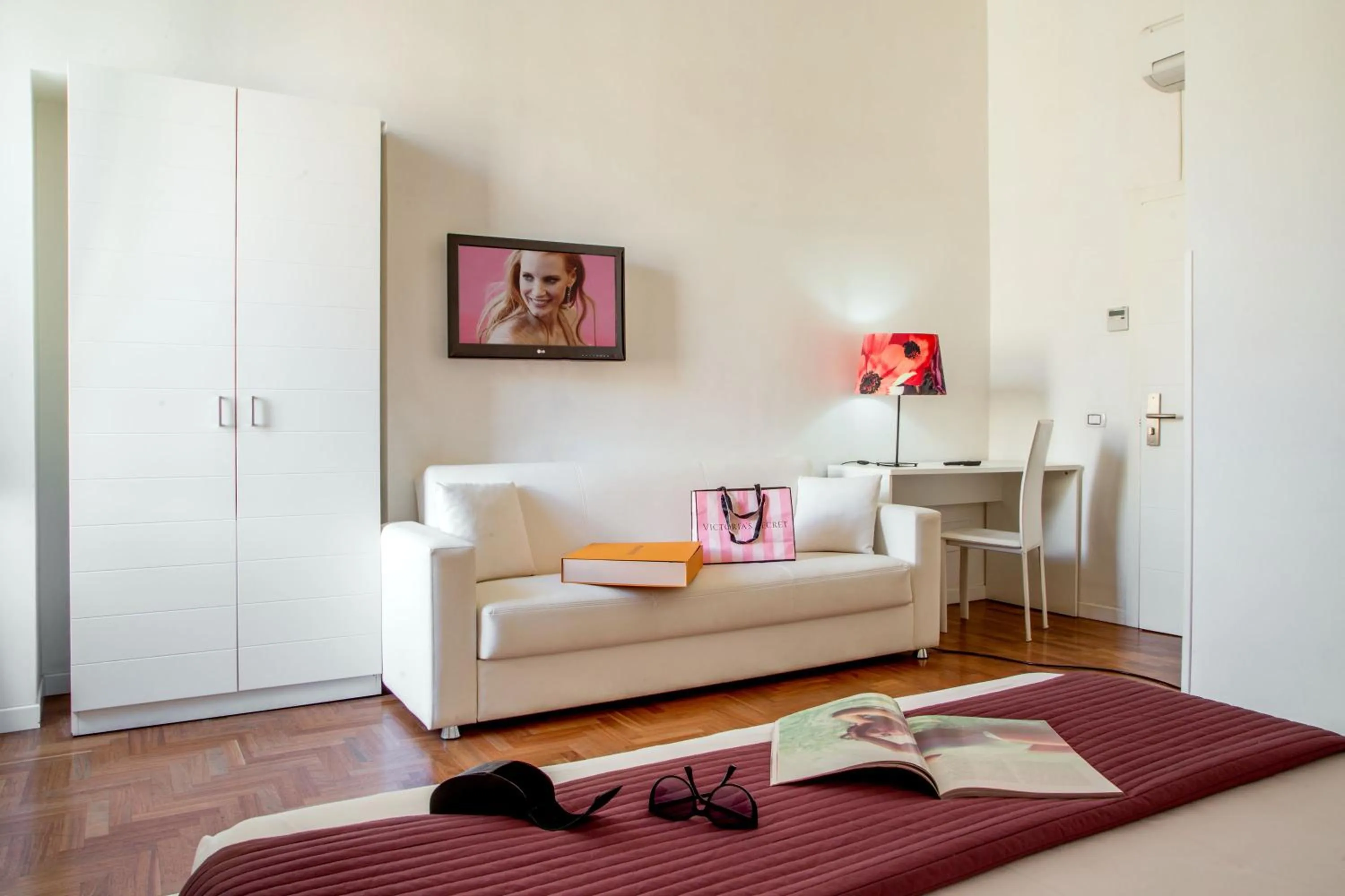 Decorative detail, Bed in Domus Liberius - Rome