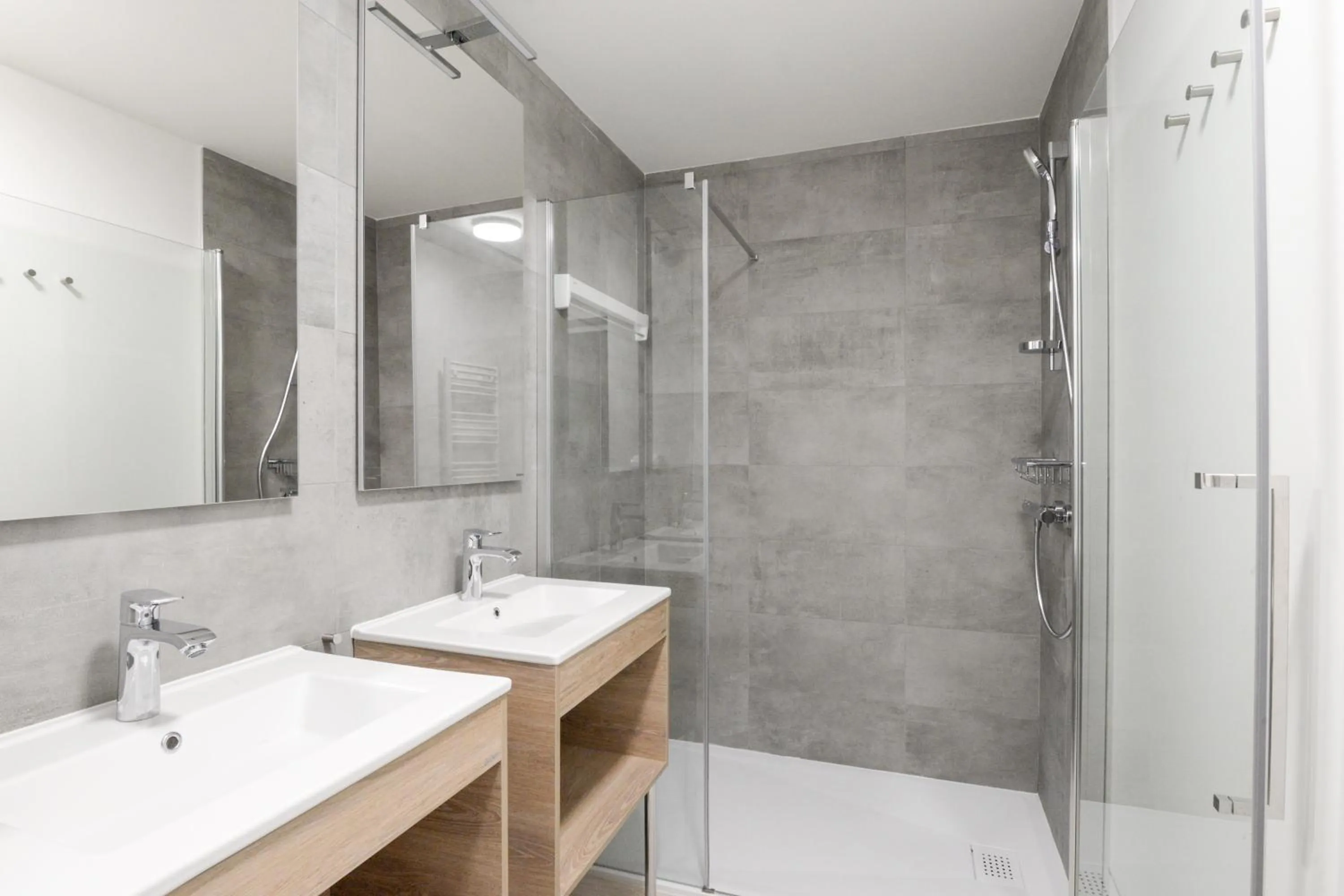 Shower in Evancy Les Jardins d'Azur - Vence