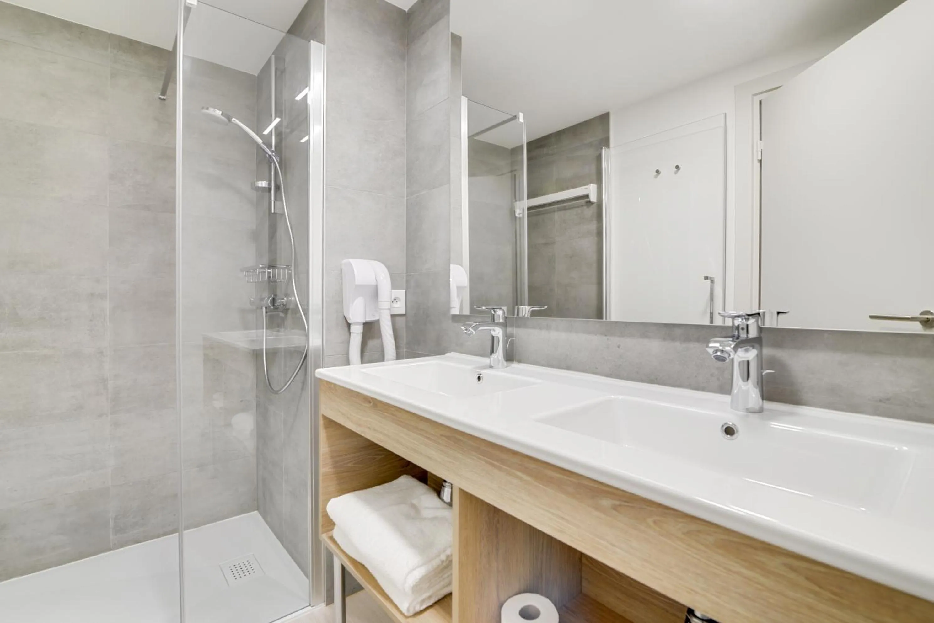 Shower in Evancy Les Jardins d'Azur - Vence