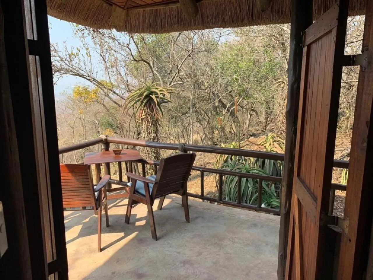 Balcony/Terrace in Shayamoya Tiger Fishing and Game Lodge
