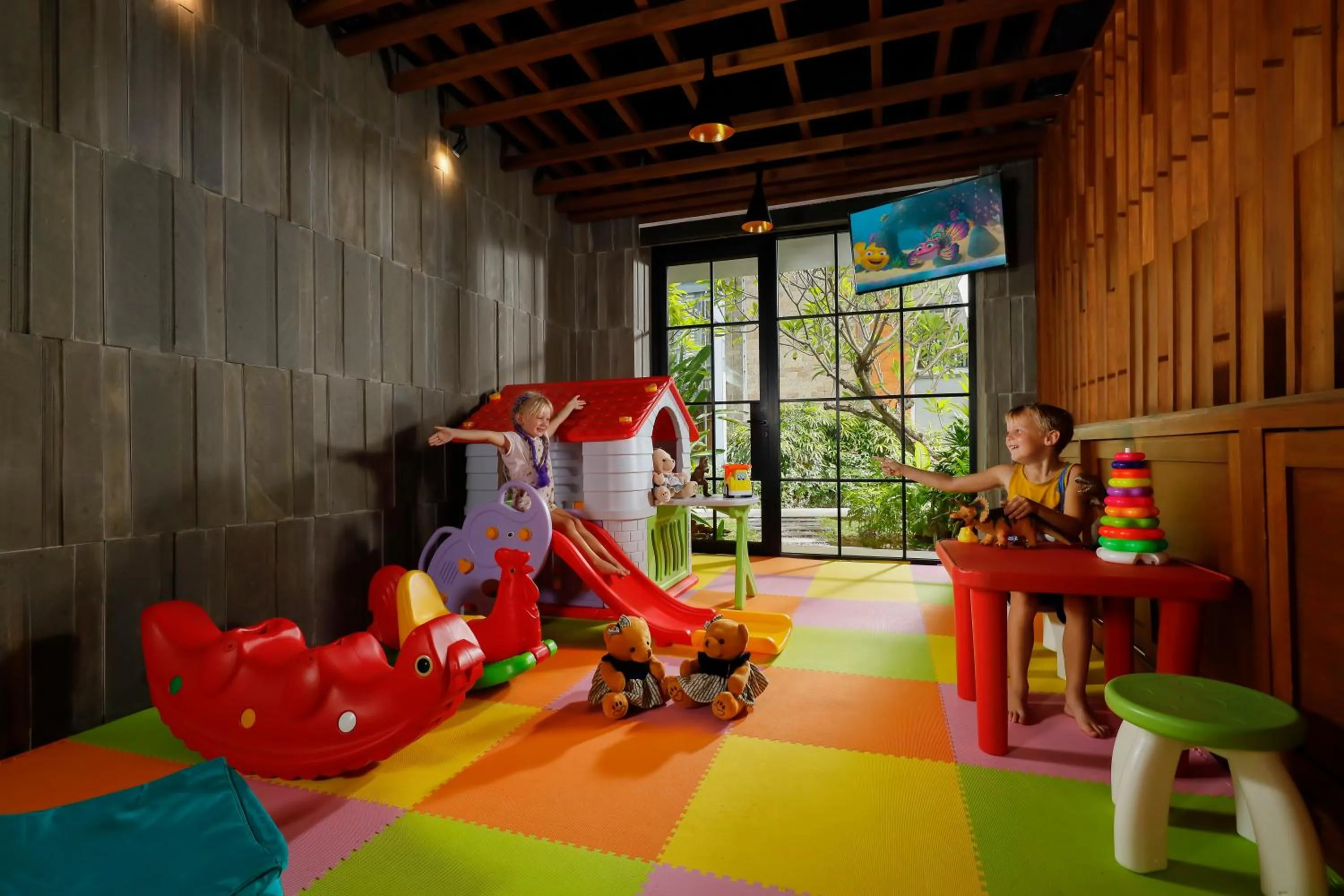 Property building in Bali Dynasty Resort