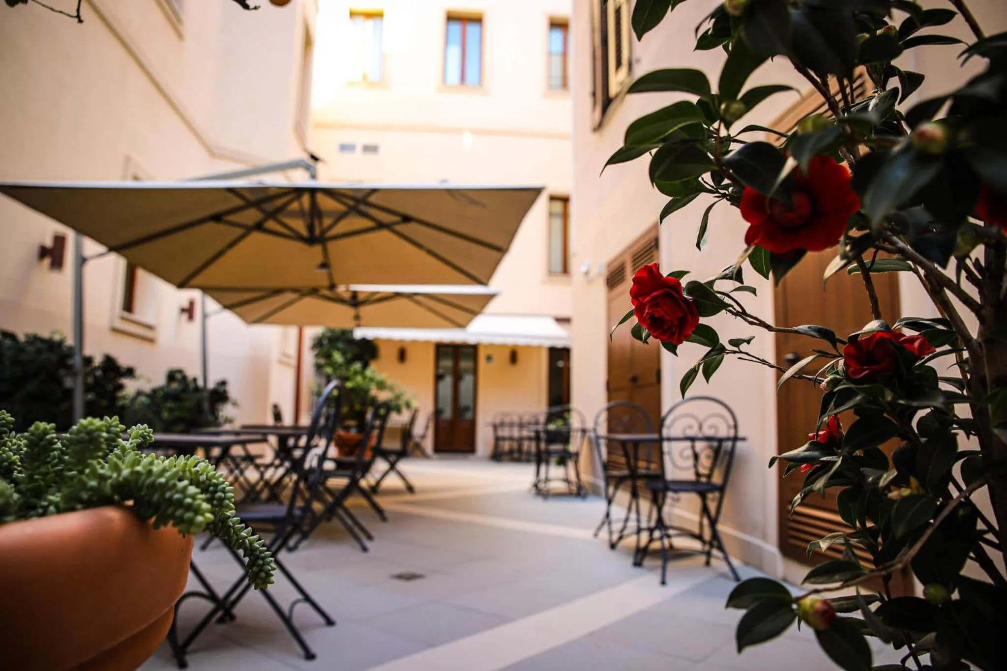 Inner courtyard view in Torrione Hotel