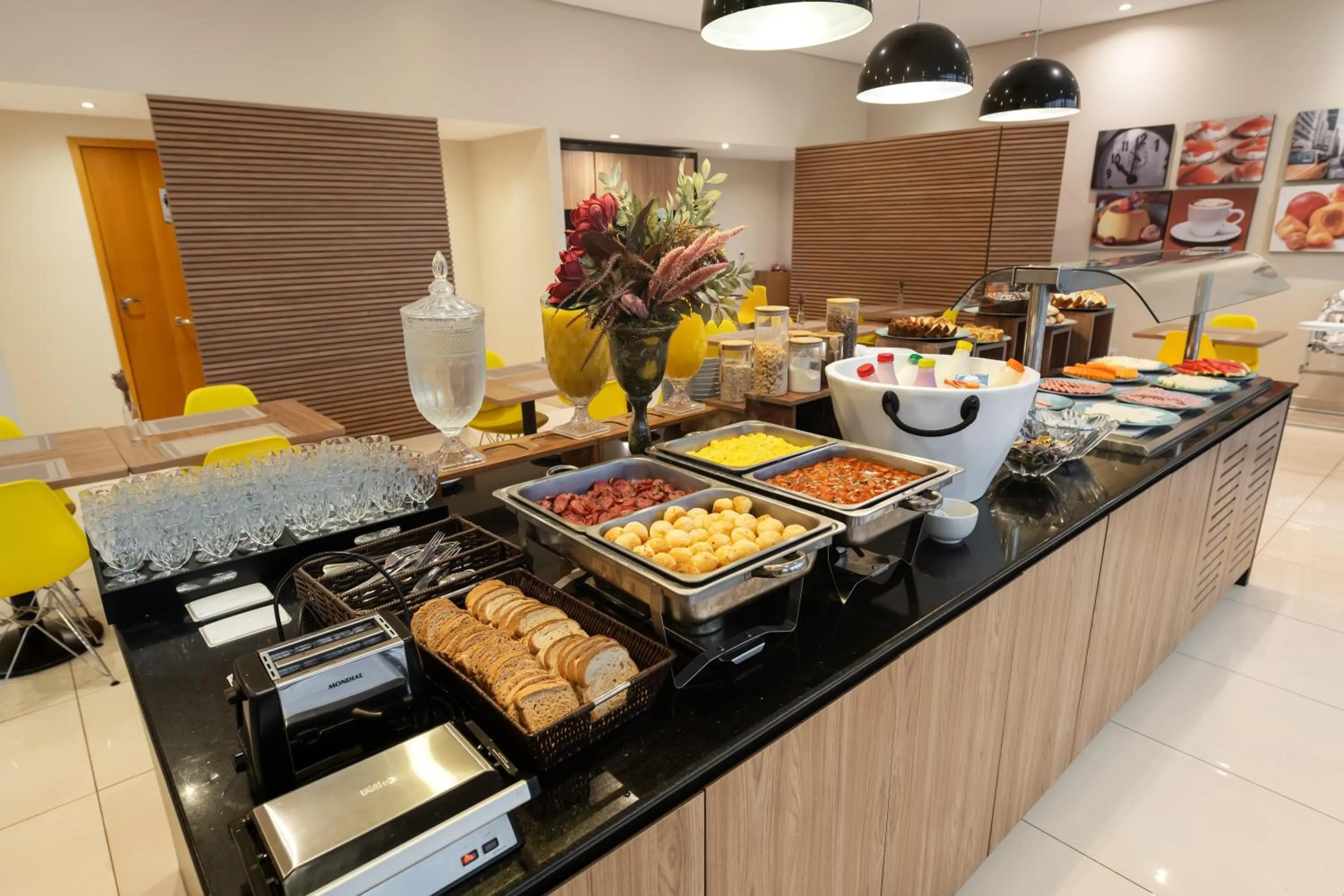 Buffet breakfast in Blue Tree Towers Jaguariúna