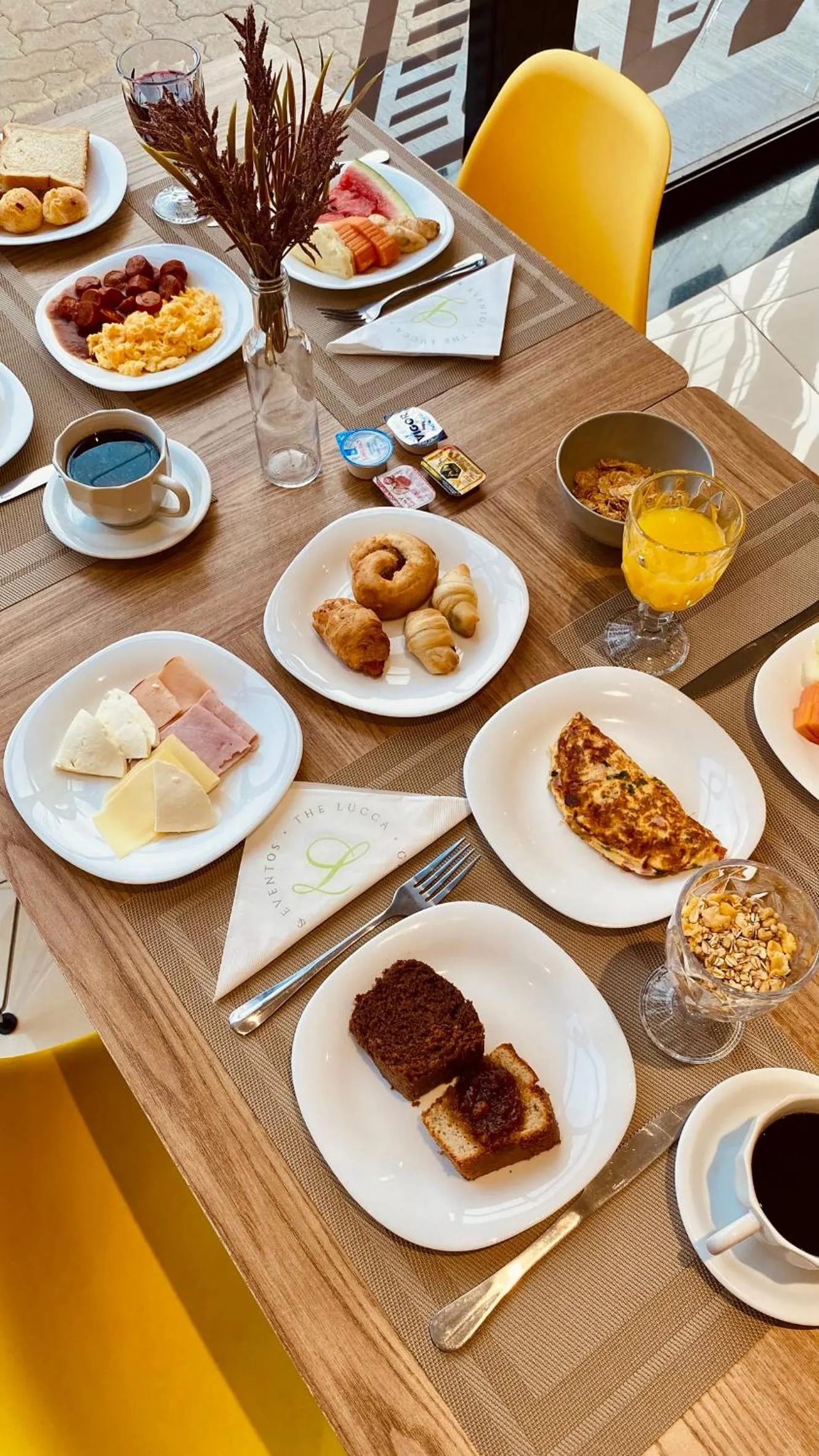 Breakfast in Blue Tree Towers Jaguariúna