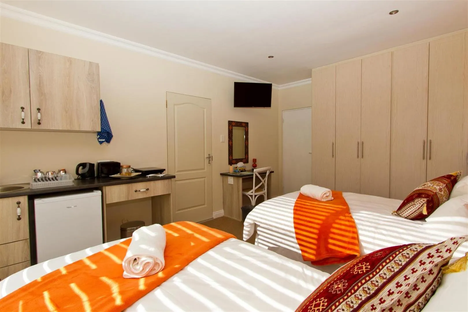 Bed in Tranquil Shores