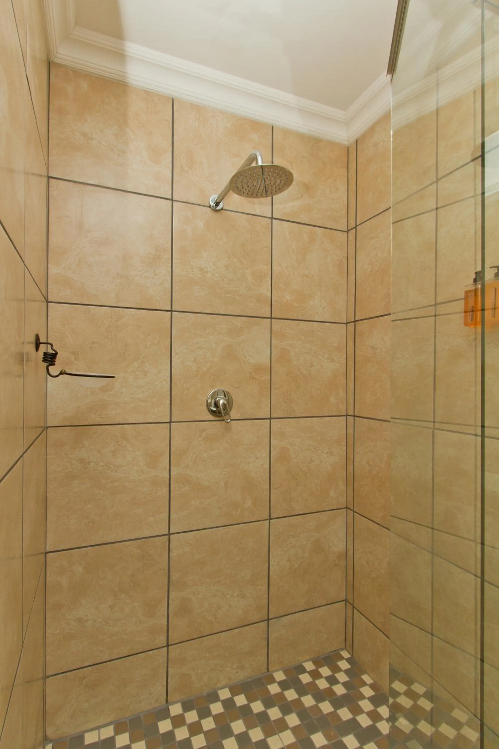 Shower in Tranquil Shores