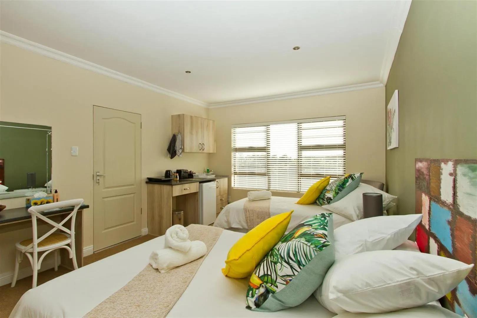 Bed in Tranquil Shores