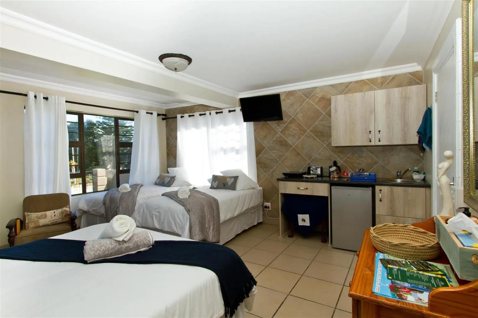 Bed in Tranquil Shores