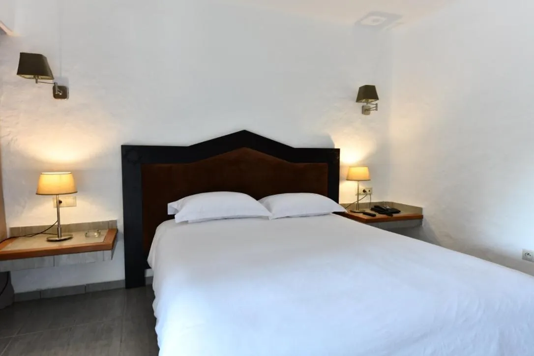 Double Room with Garden View in Hotel Kabila