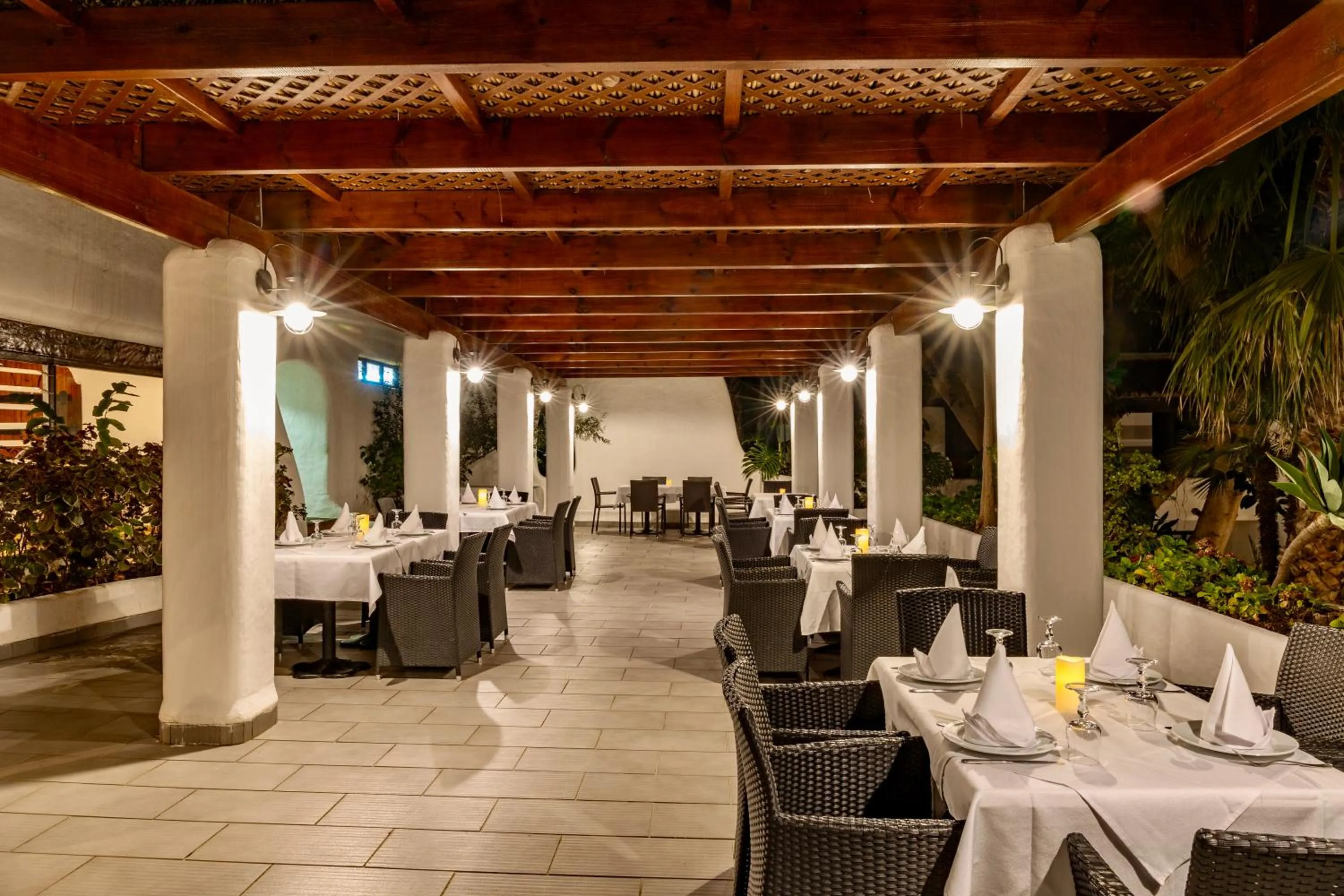 Restaurant/places to eat in Kabila Hotel & Spa
