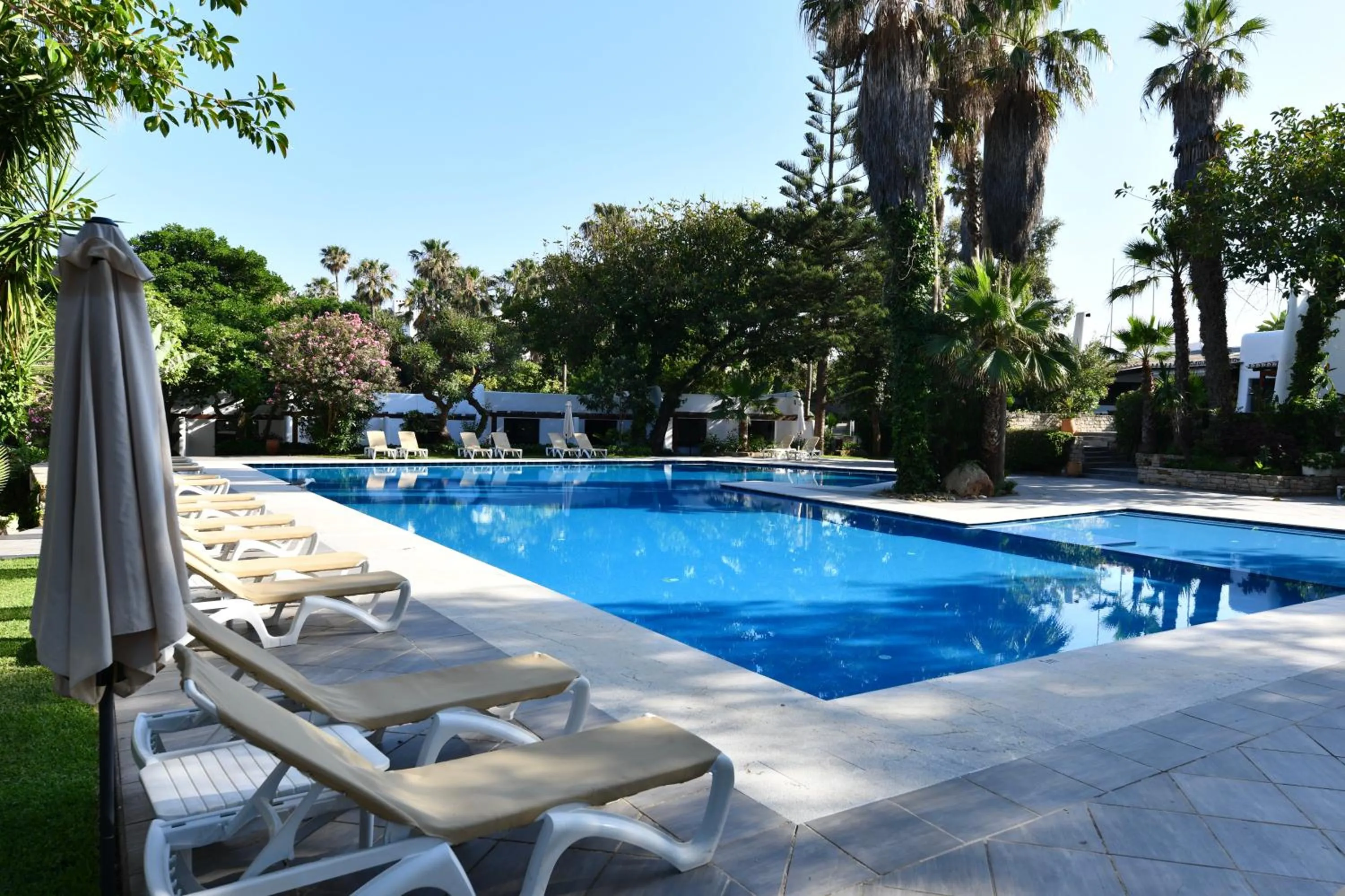 Swimming pool in Kabila Hotel & Spa