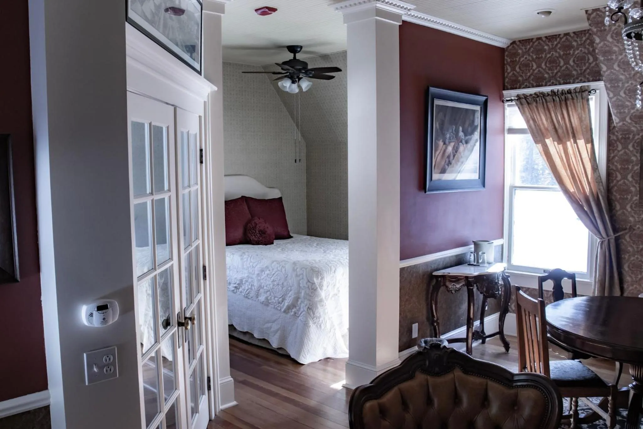 Bed in McCloud River Bed and Breakfast