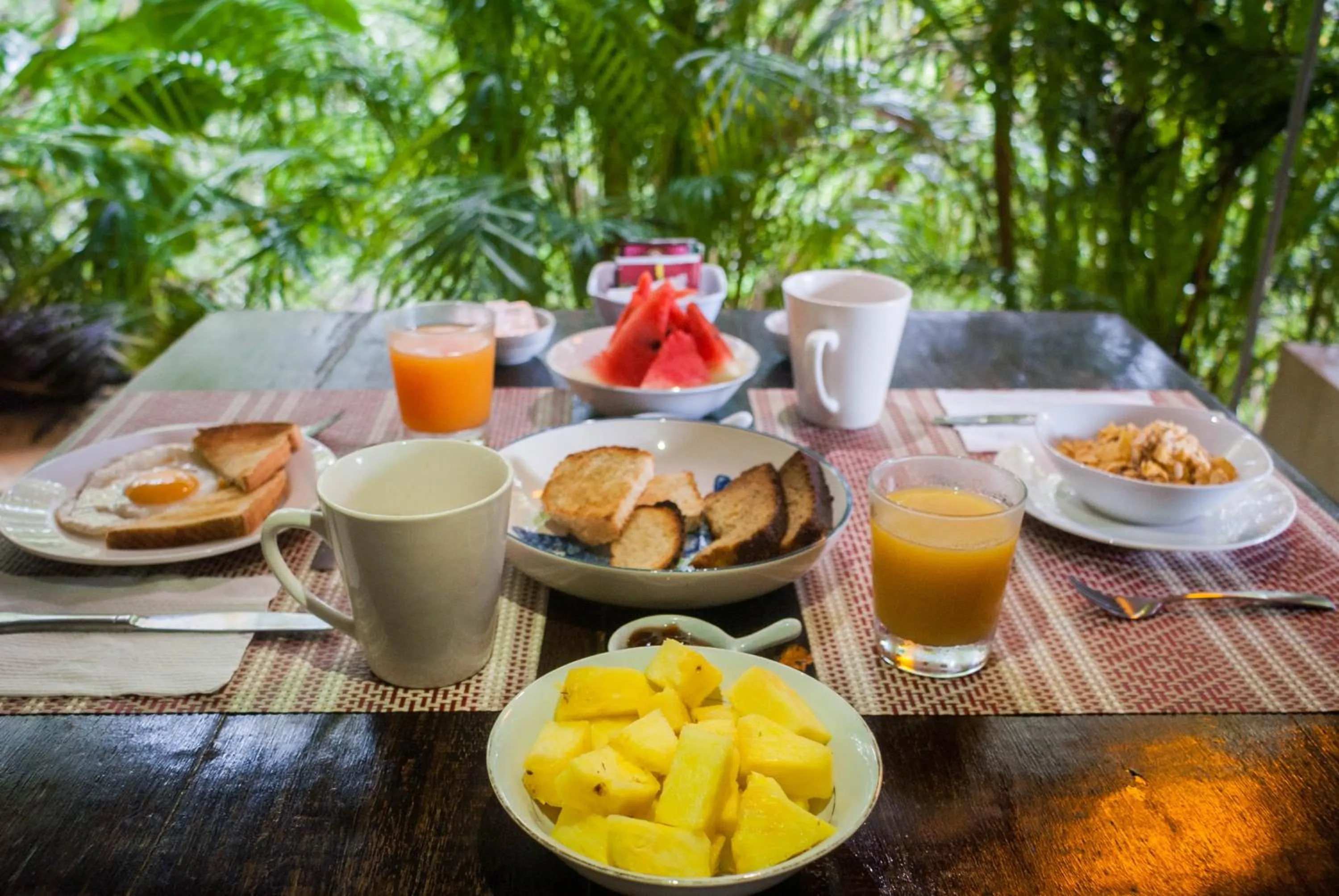 Breakfast in Lodge Margouillat