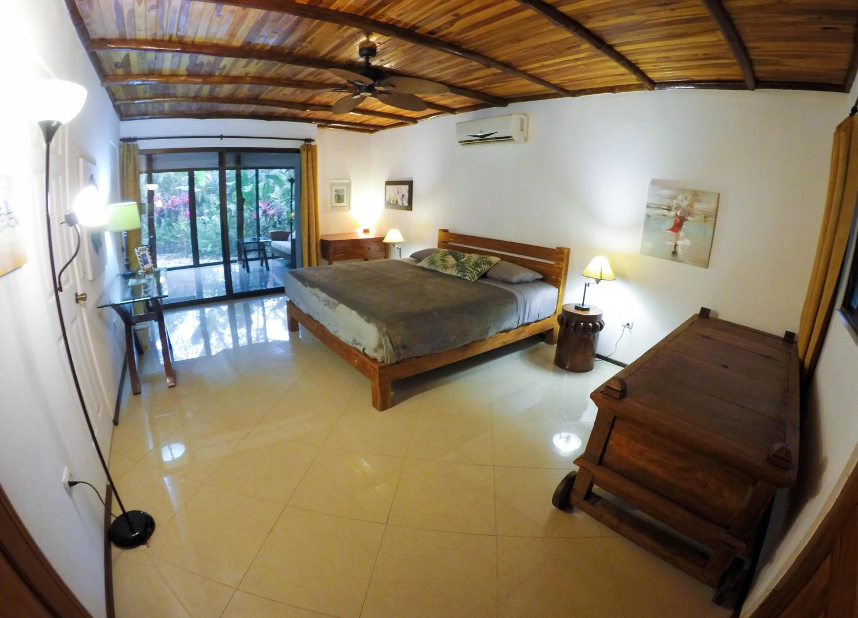 Bed in Lodge Margouillat