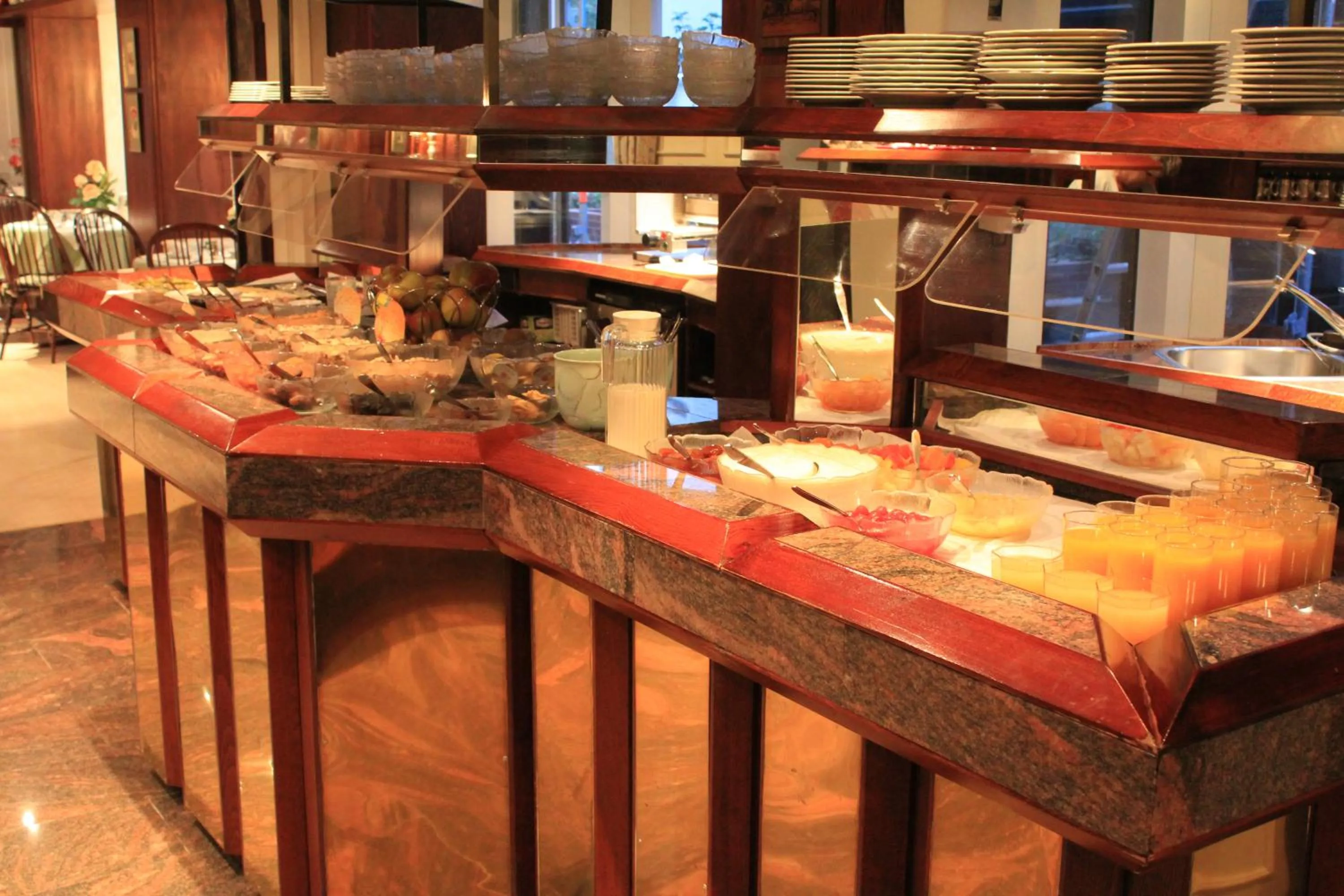 Buffet breakfast in Hotel Spahr