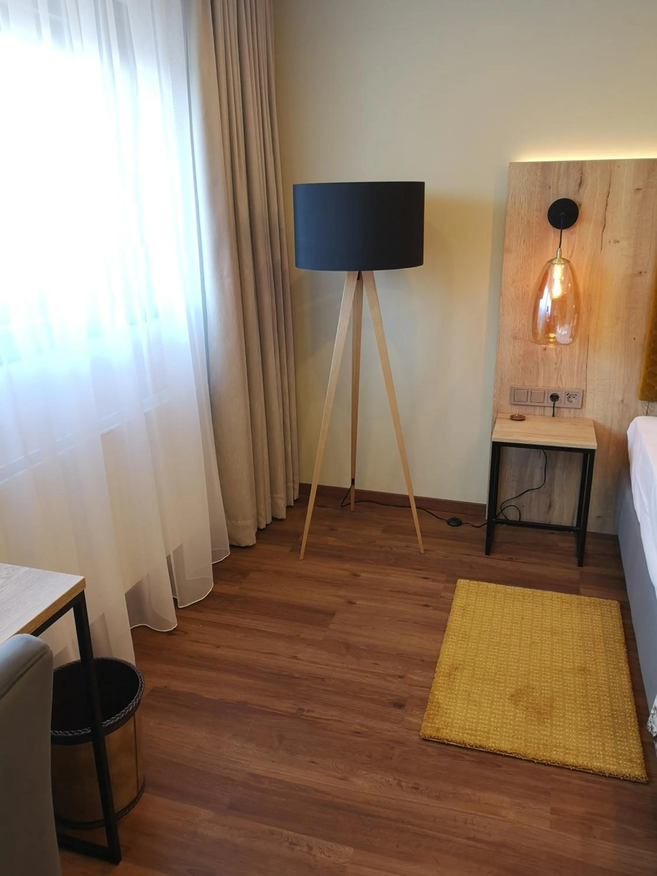 Living room, Bed in Hotel Spahr