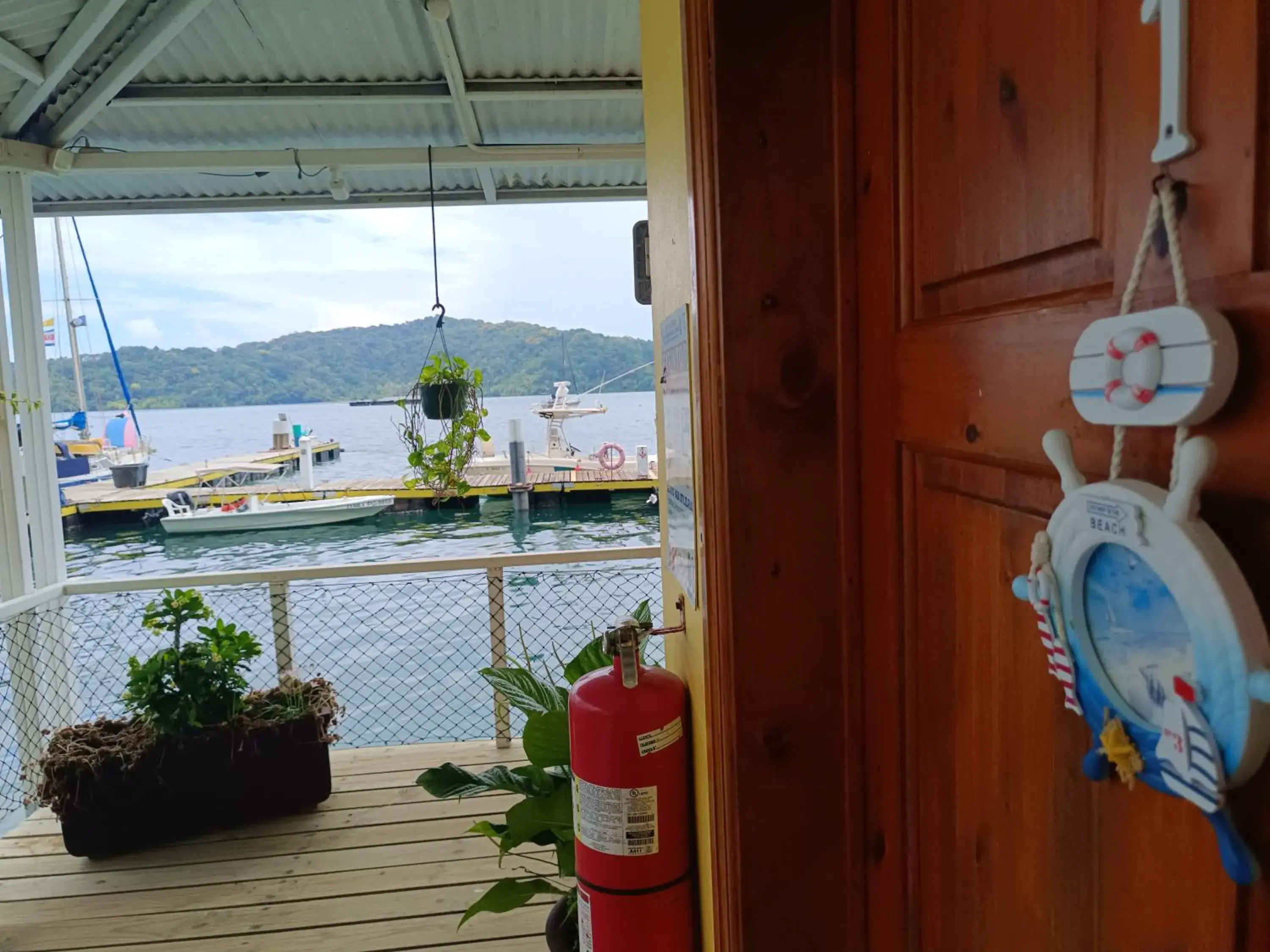 Suite in Banana Bay Marina Suite in Banana Bay Marina