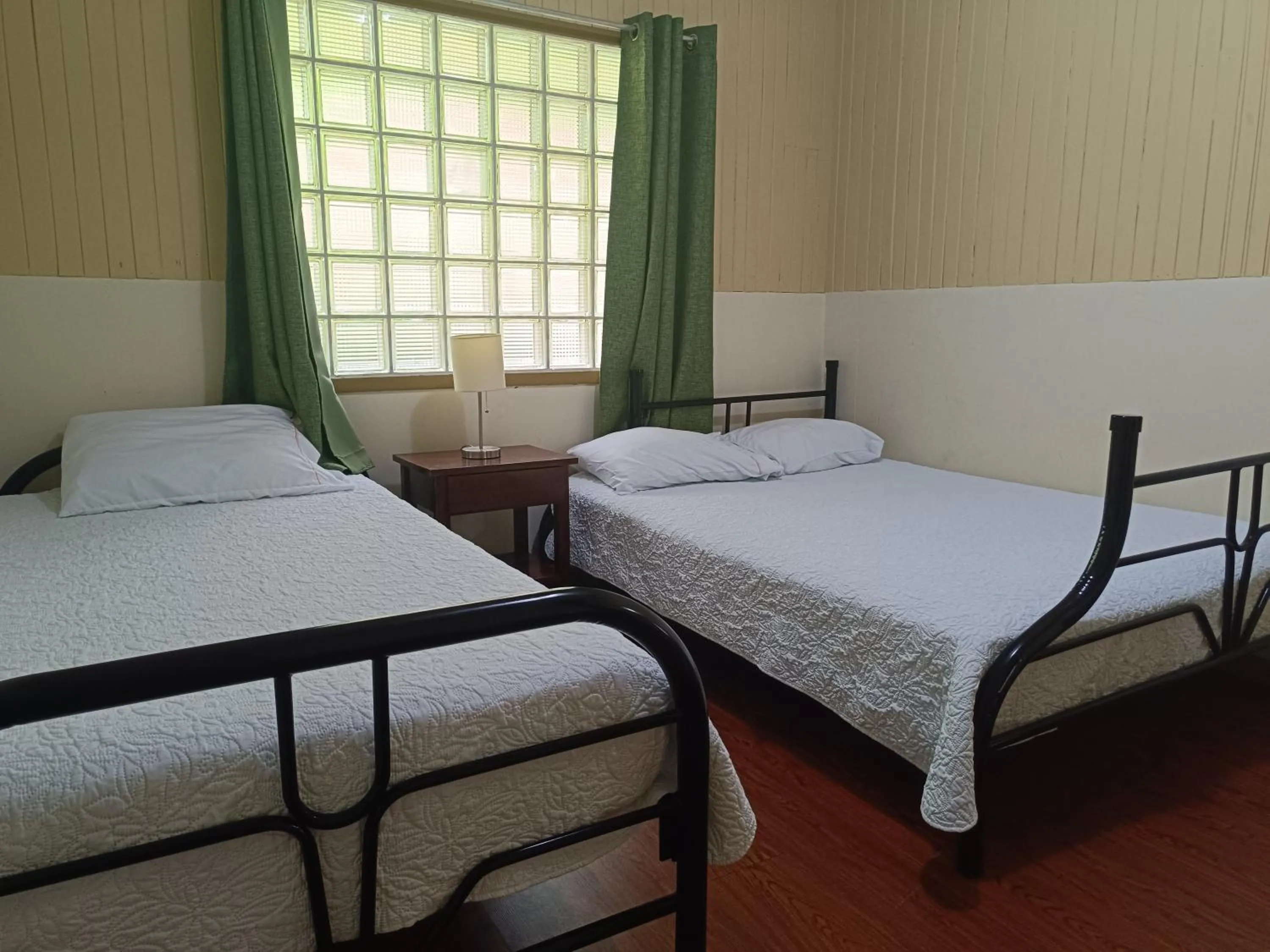 Bed in Banana Bay Marina