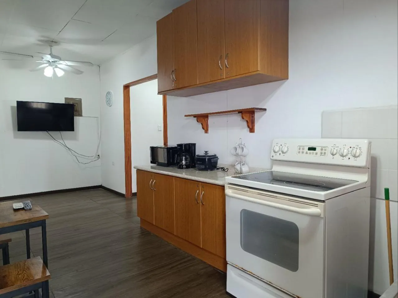 Kitchen or kitchenette in Banana Bay Marina