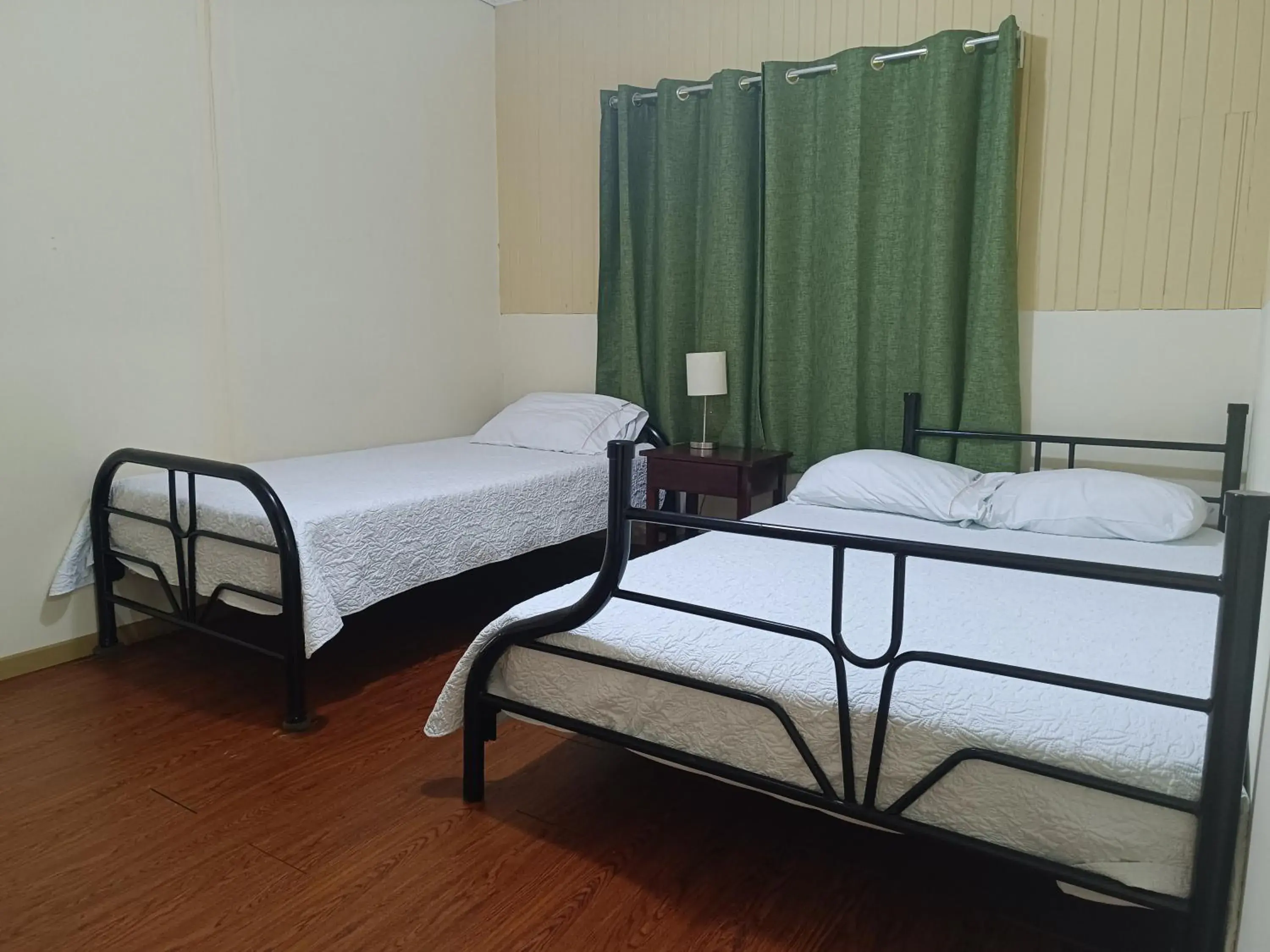 Family Cabin in Banana Bay Marina Family Cabin in Banana Bay Marina