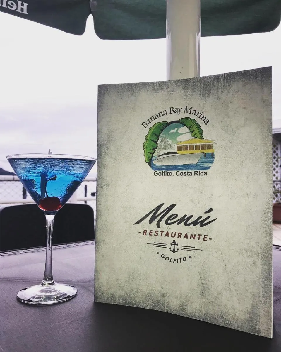 Restaurant/places to eat in Banana Bay Marina