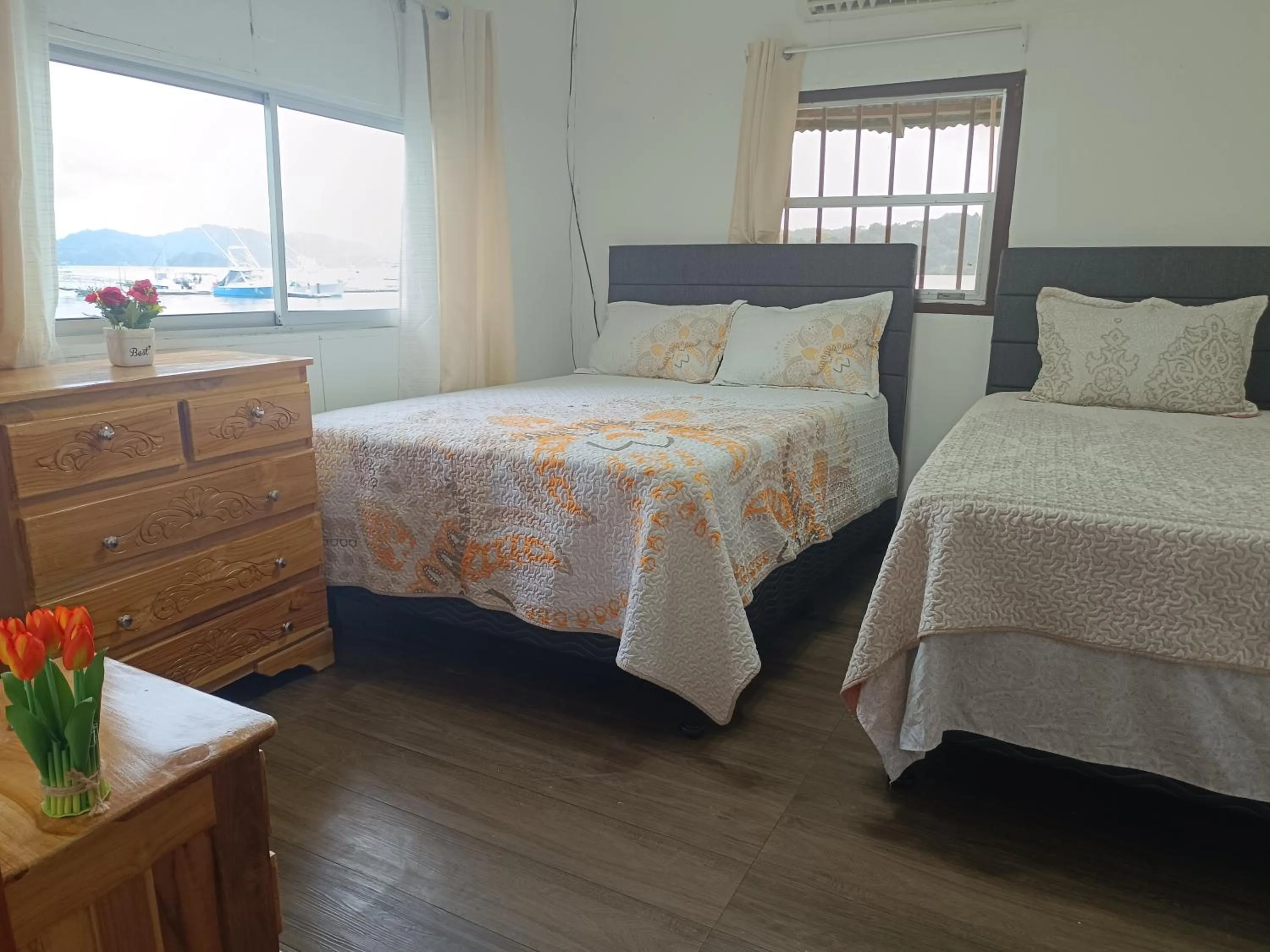 Bed in Banana Bay Marina