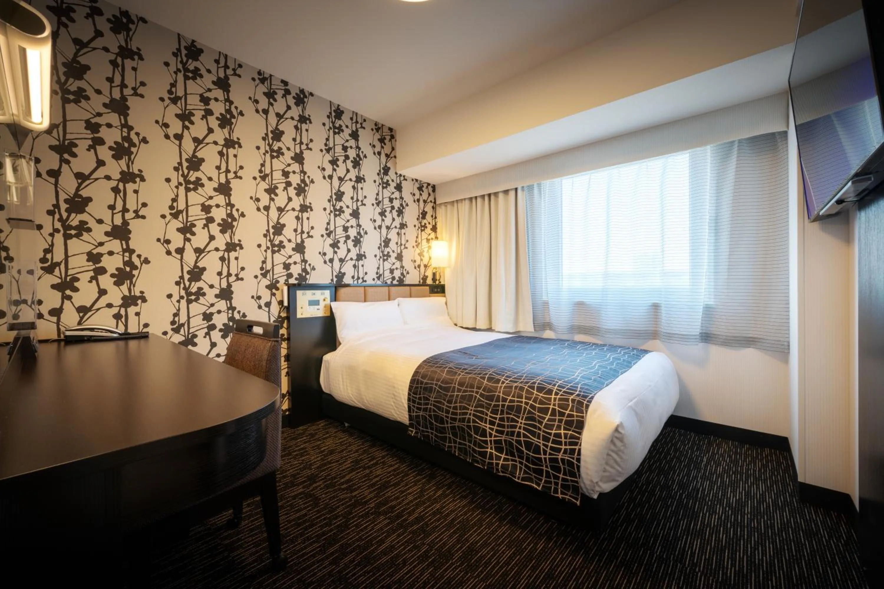 Photo of the whole room, Bed in APA Hotel Ibaraki Koga Ekimae