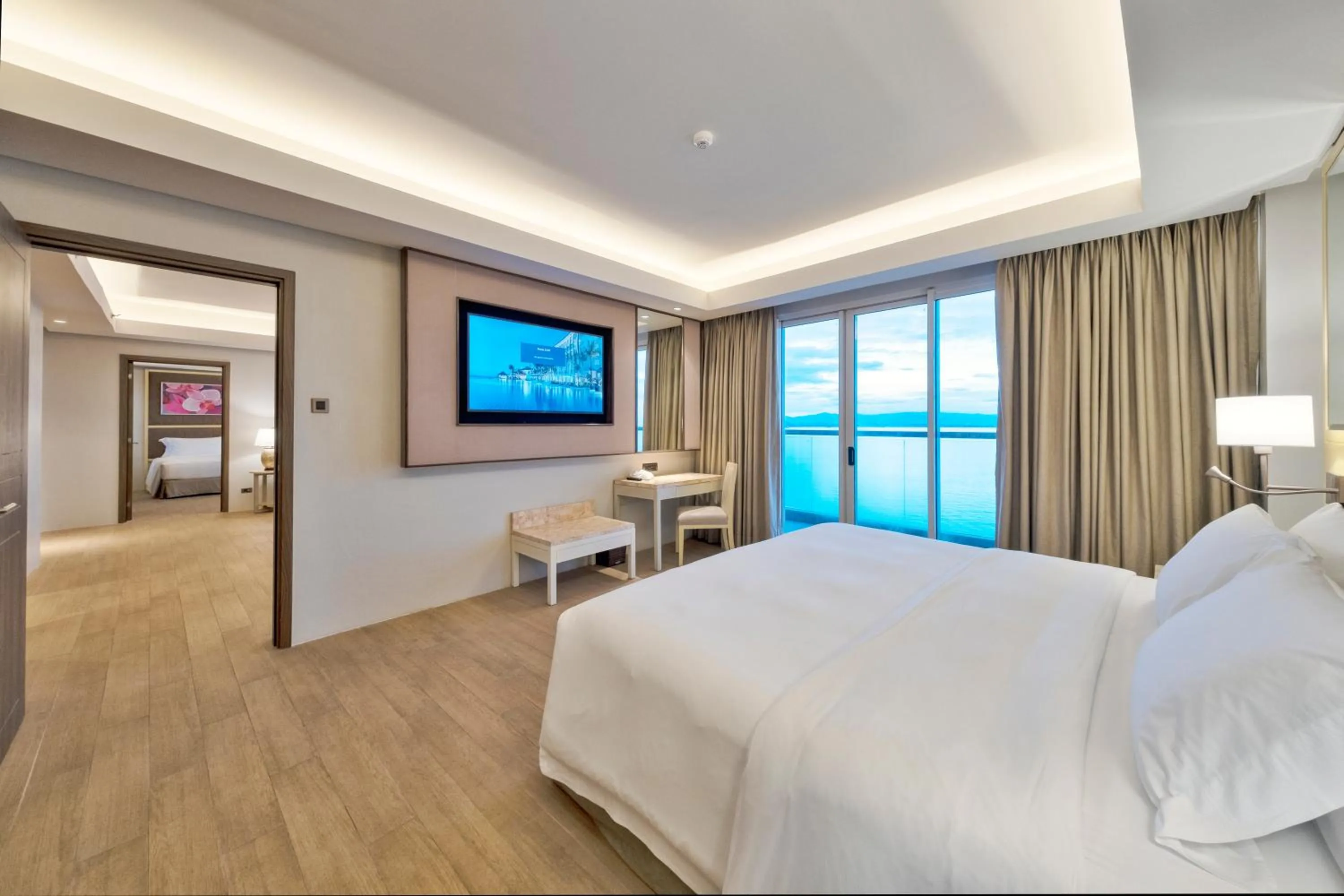 Photo of the whole room, Bed in Dusit Thani Mactan Cebu Resort