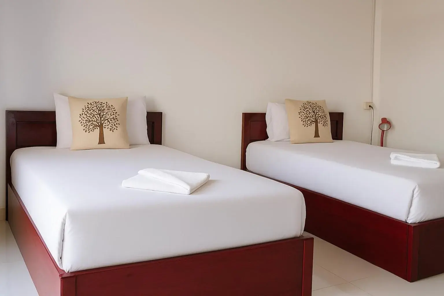 Double or Twin Room with Balcony in Sipanya Guesthouse Double or Twin Room with Balcony in Sipanya Guesthouse