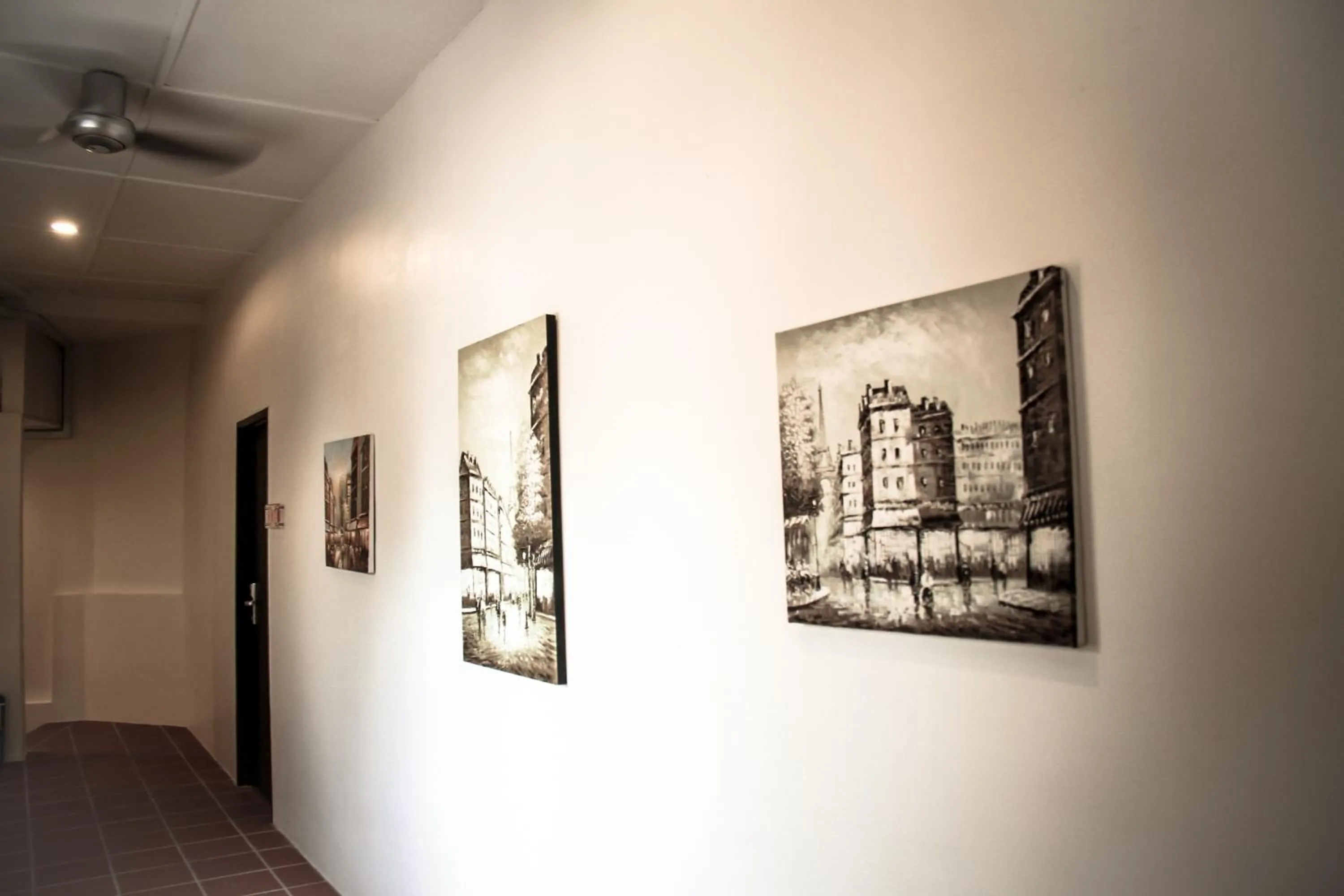 Decorative detail in 8 Boutique By The Sea